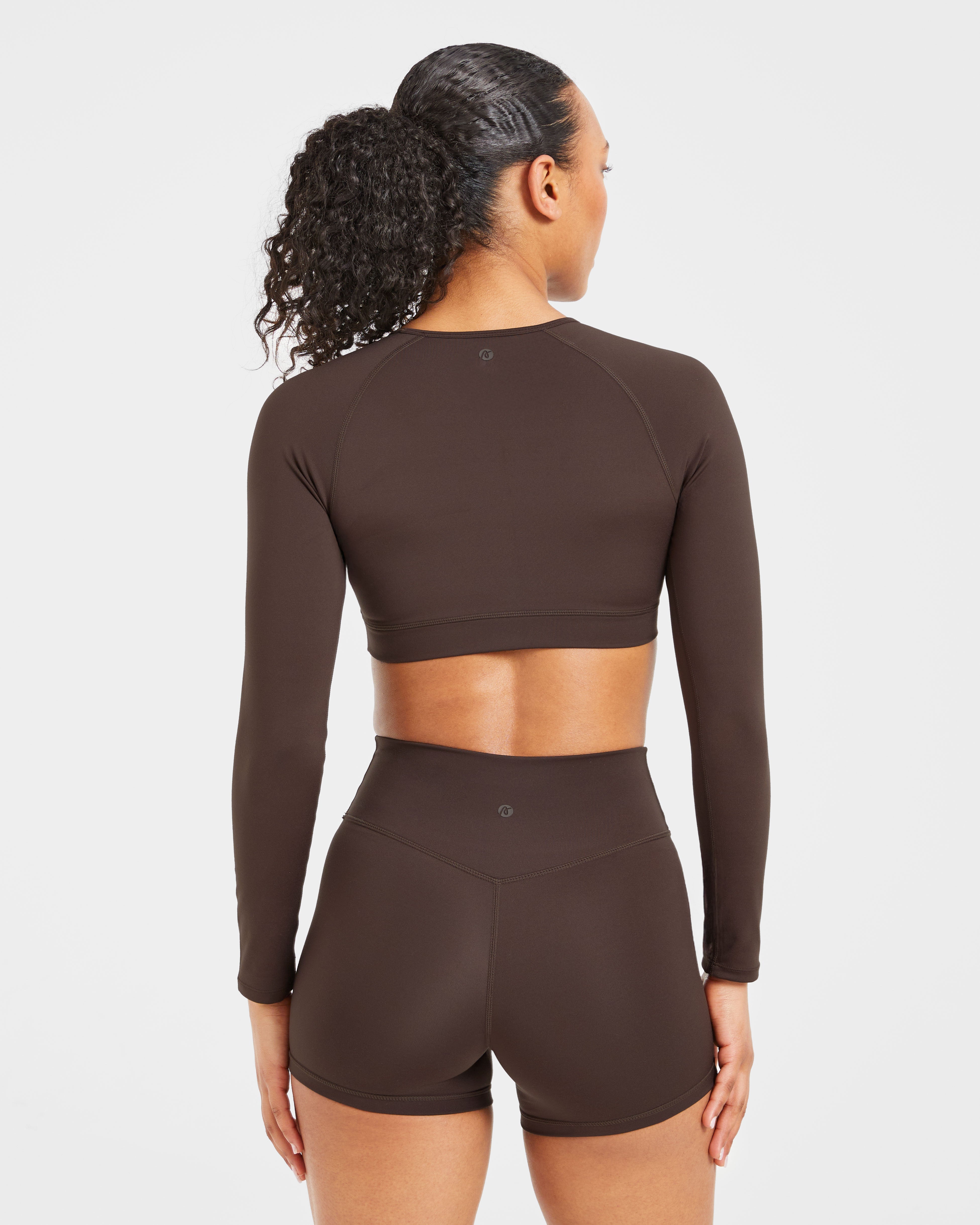 Staple Long Sleeve Crop Top - Coffee Brun