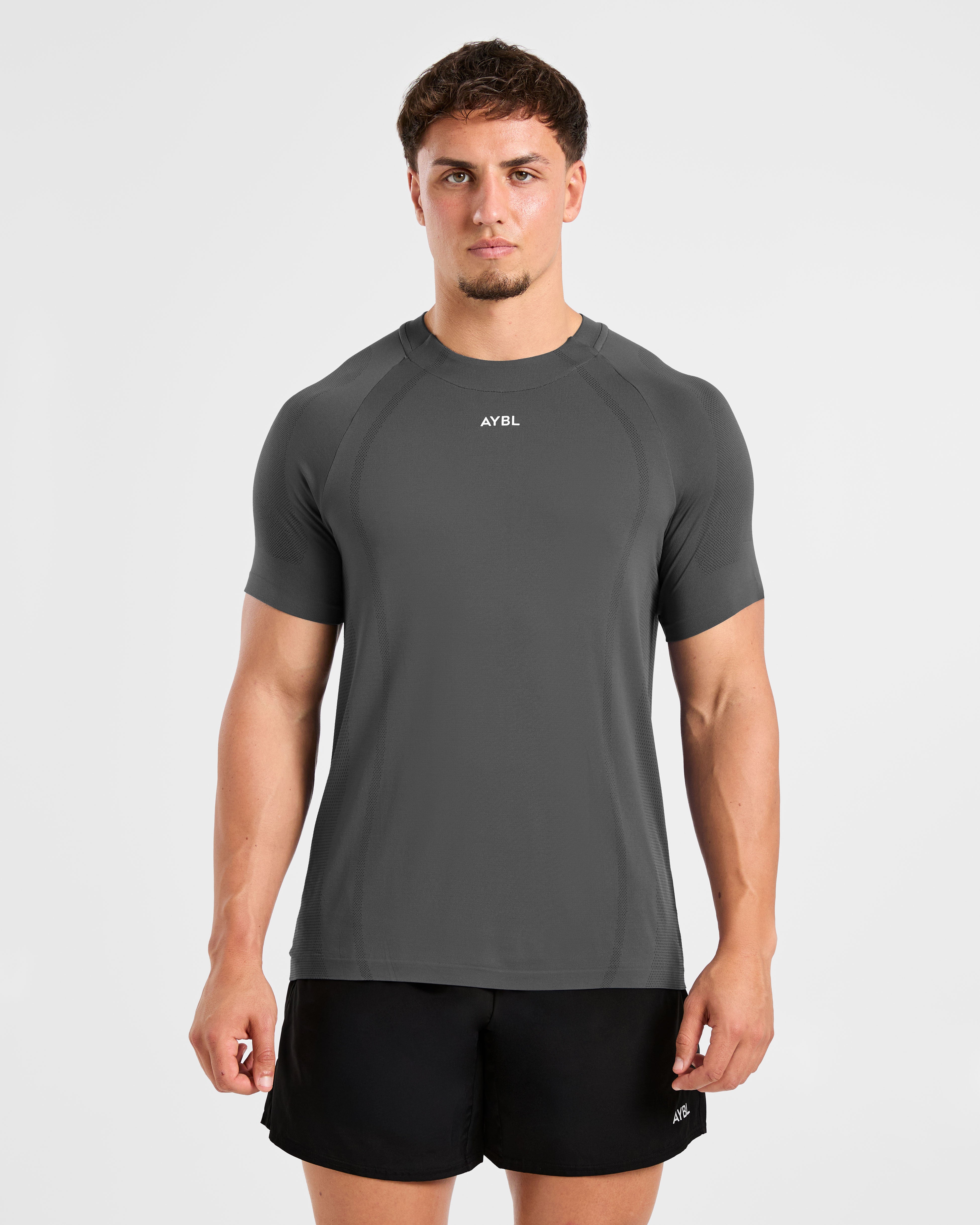 Attain Seamless T Shirt - Storm Gris