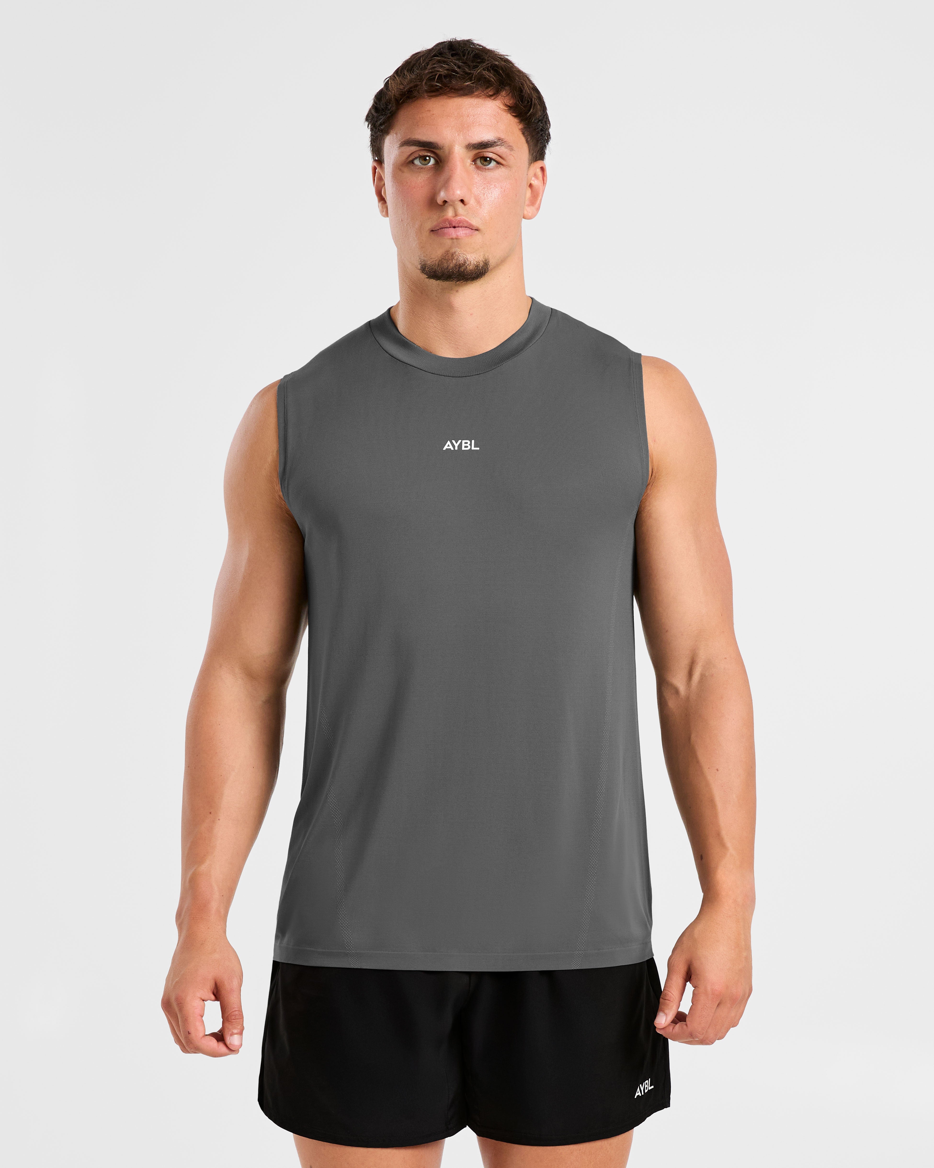 Attain Seamless Vest - Storm Gris