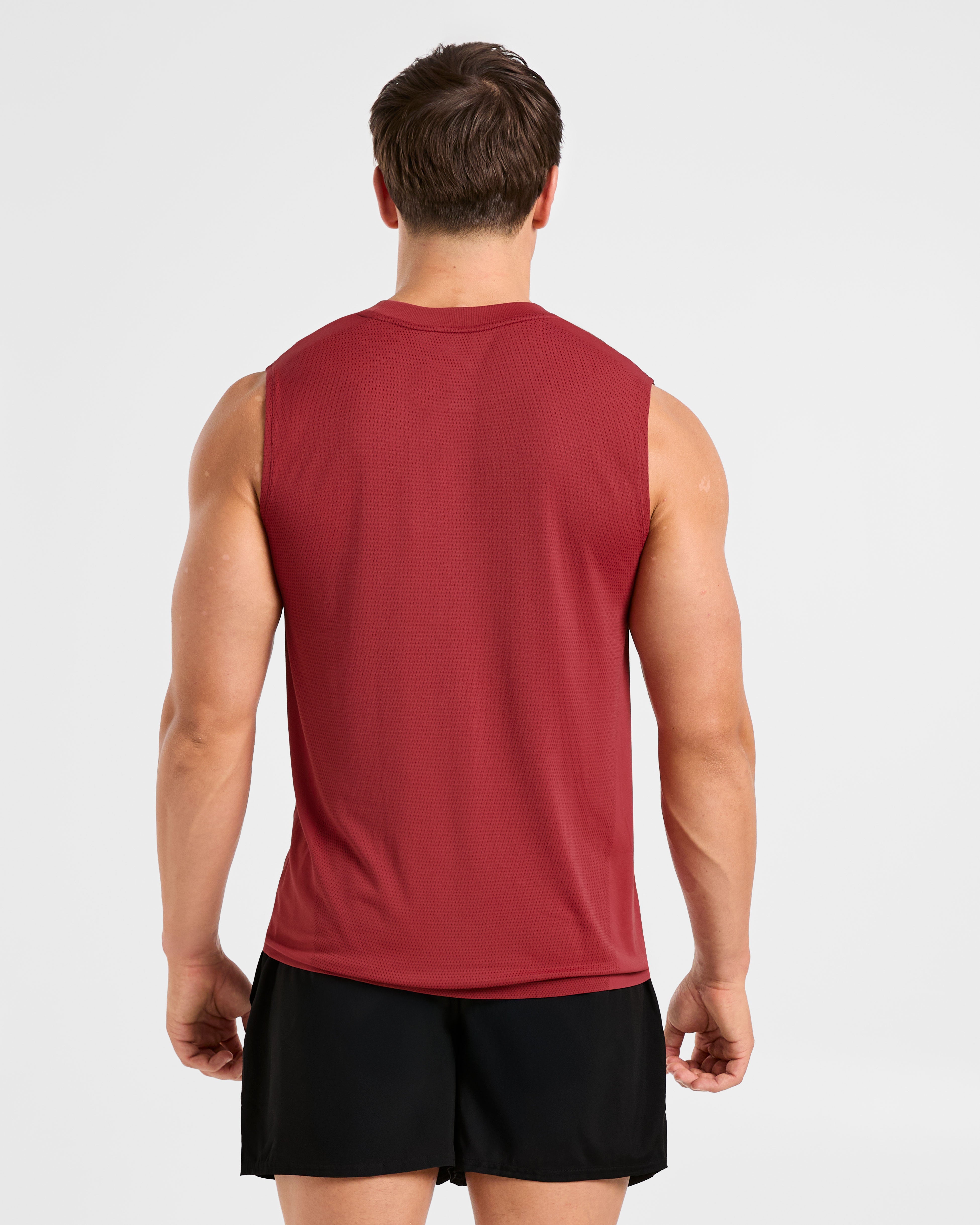 Attain Seamless Vest - Maroon Rouge