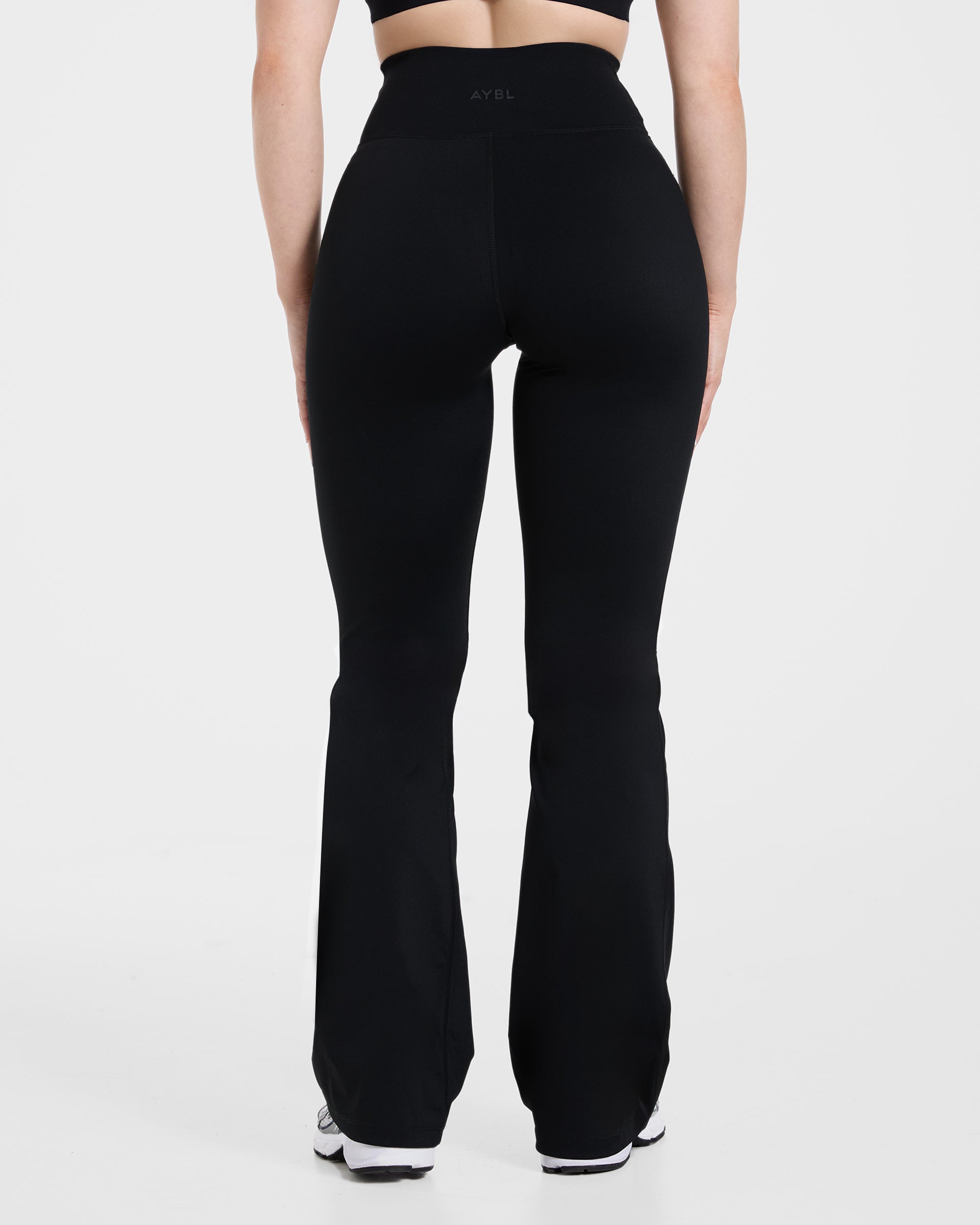 Sculpt Wrap Flared Leggings - Noir
