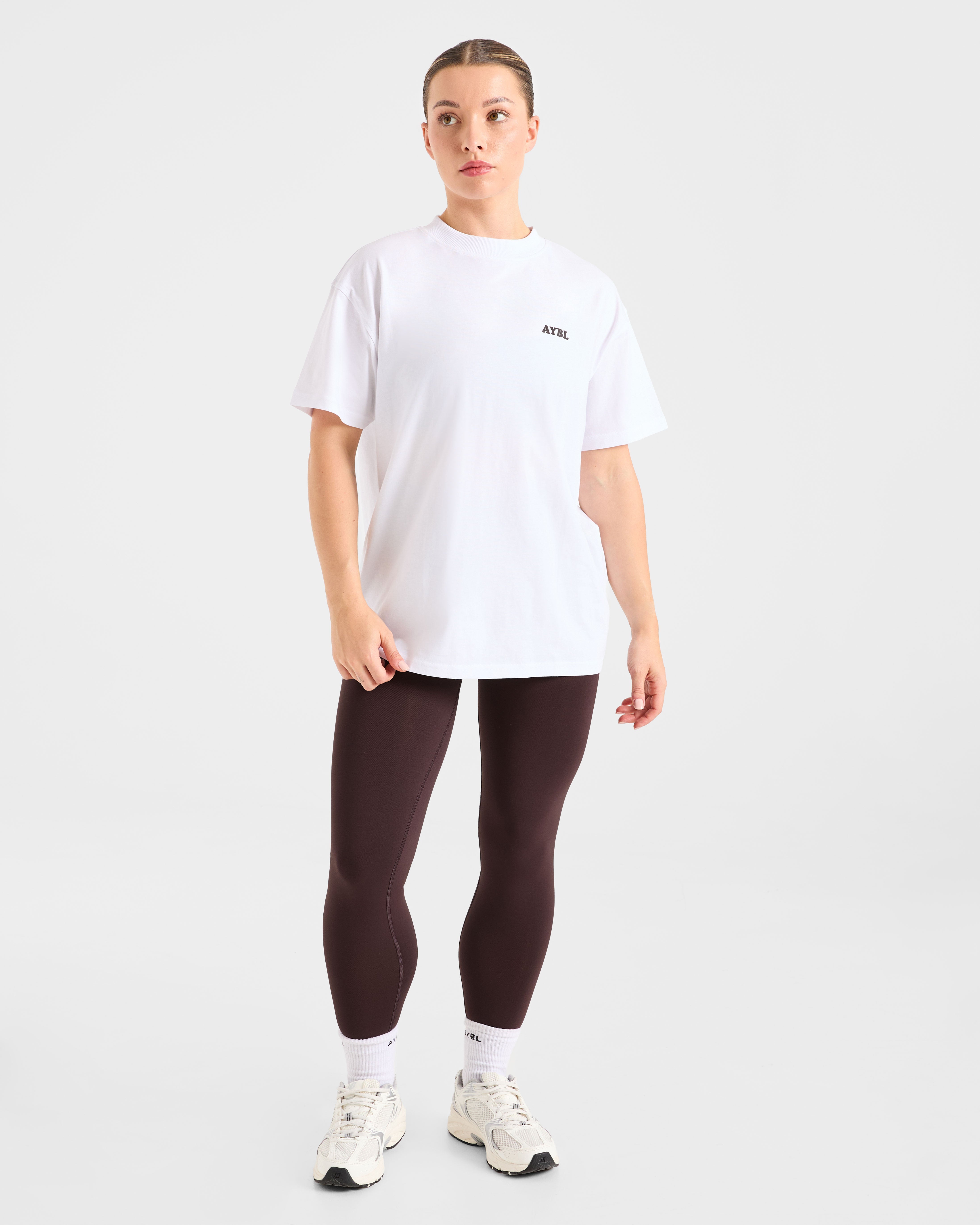 Sports Club Wavy Oversized T Shirt - Blanc/Cocoa Marron