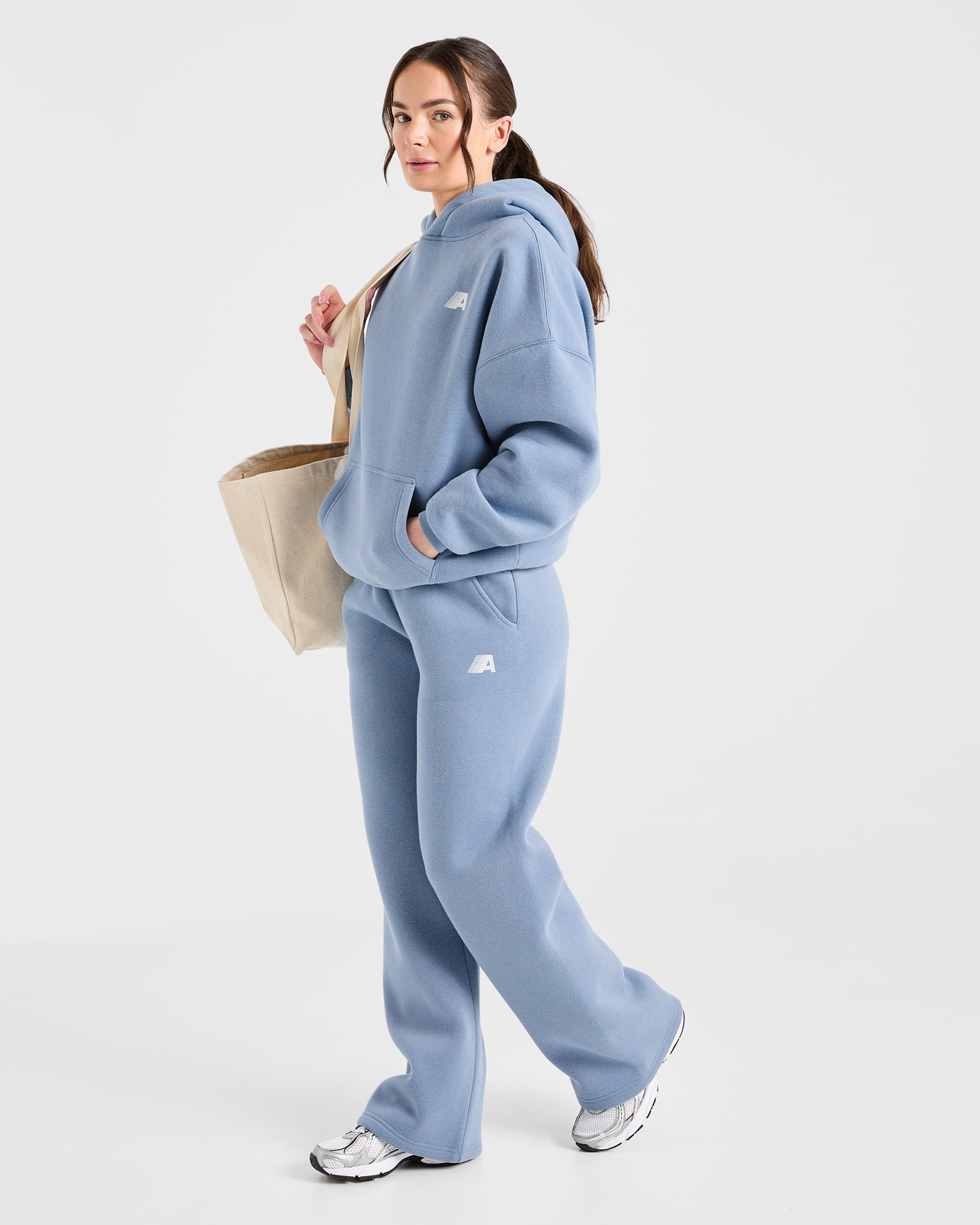 Image 5 from Retro Athletics Oversized Straight Leg Joggers - Vintage Blue