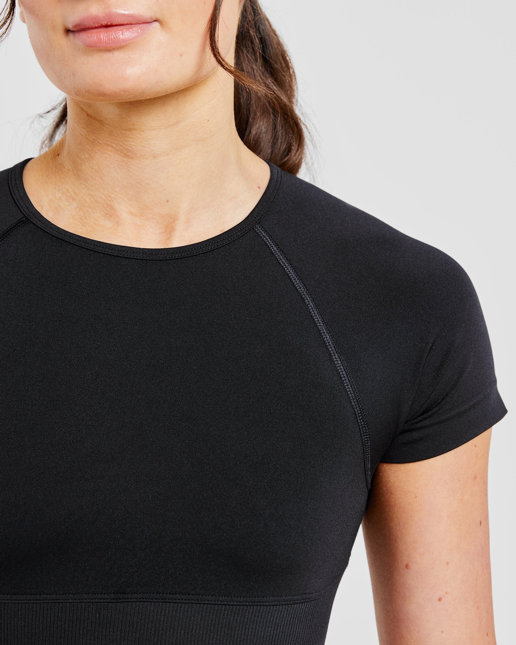 Adapt Seamless Crop Top - Noir