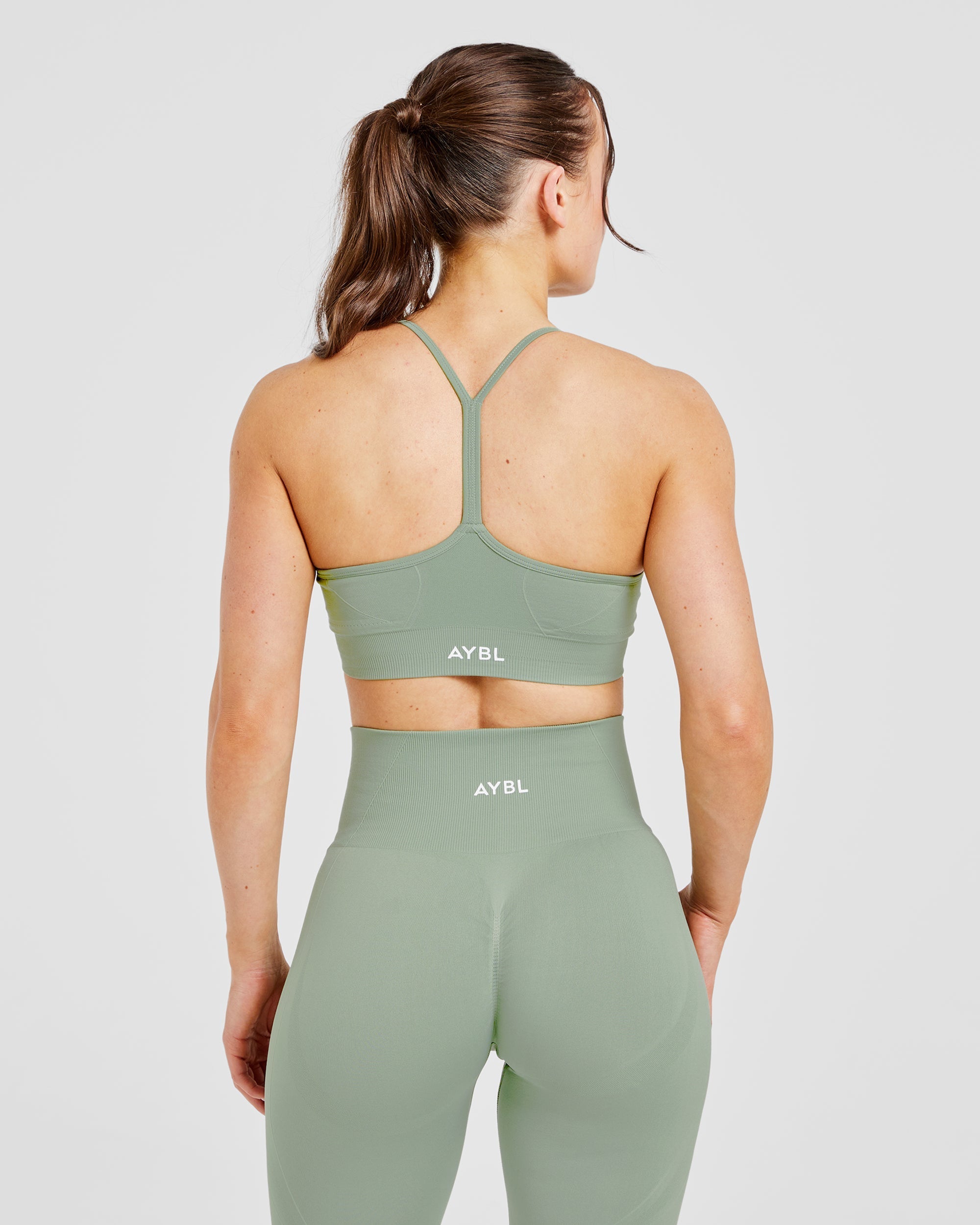 Empower Seamless Sports Bra - Grove Vert