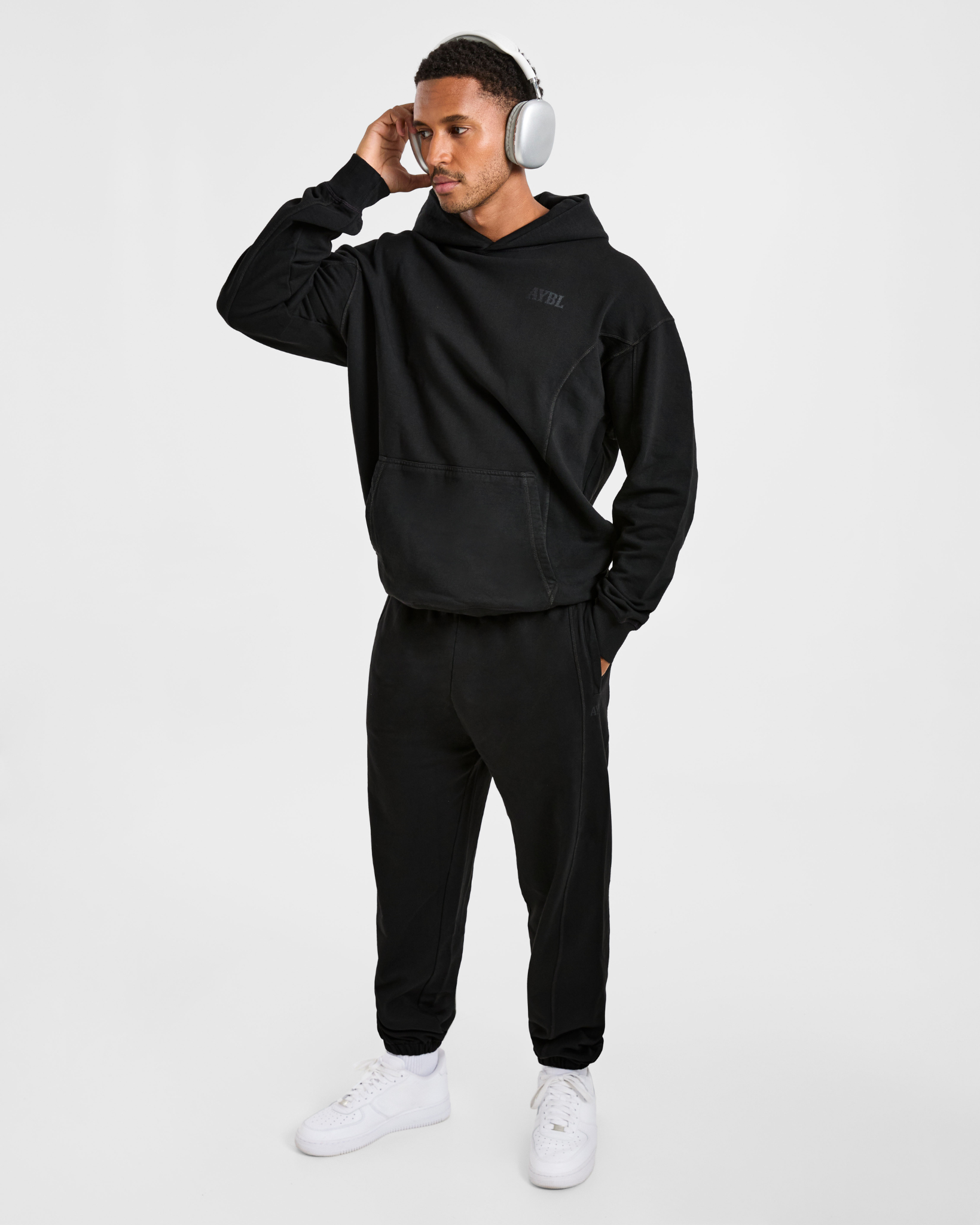 Lift Club Distressed Joggers - Noir/Charcoal