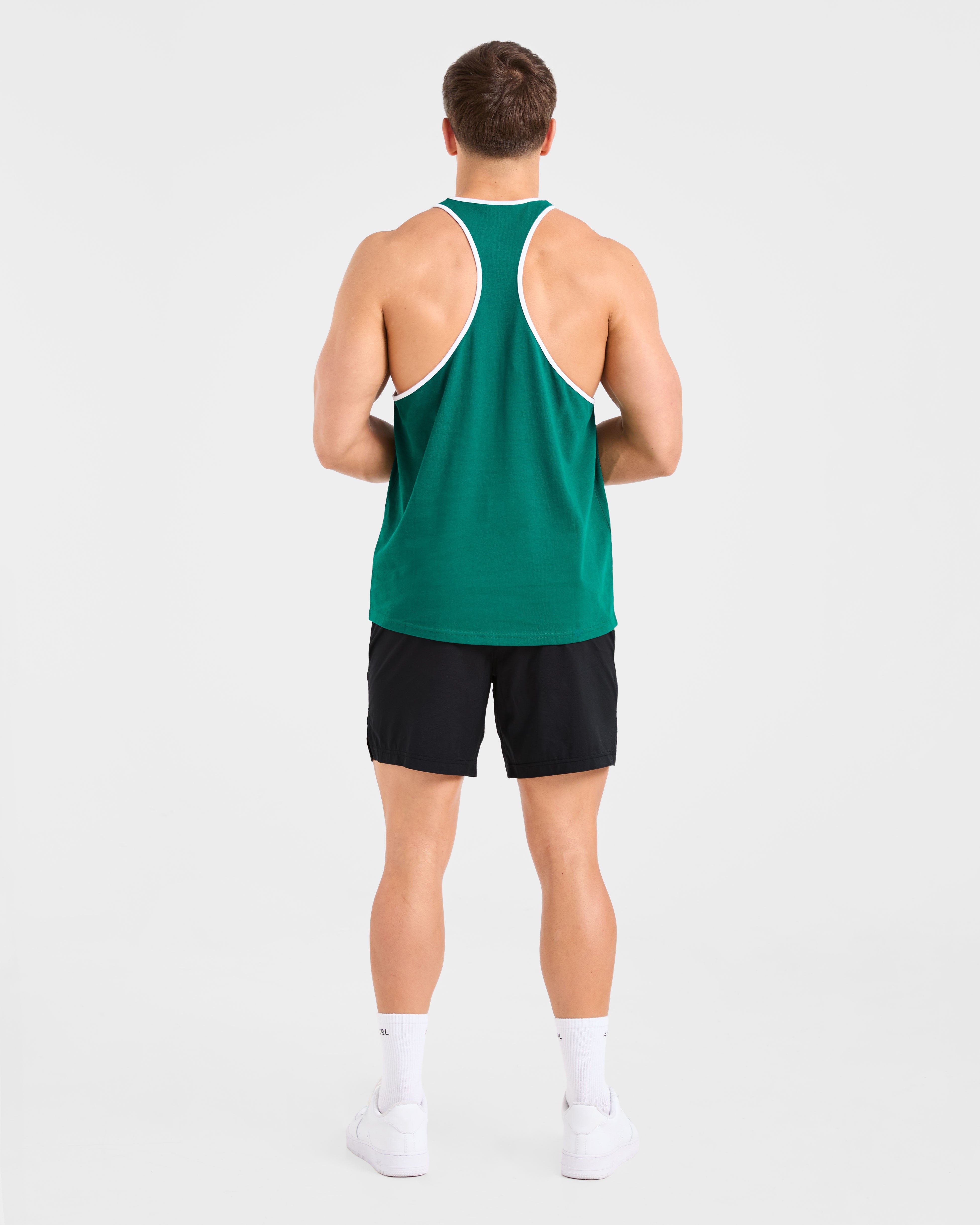 Lifting Stringer - Sports Vert