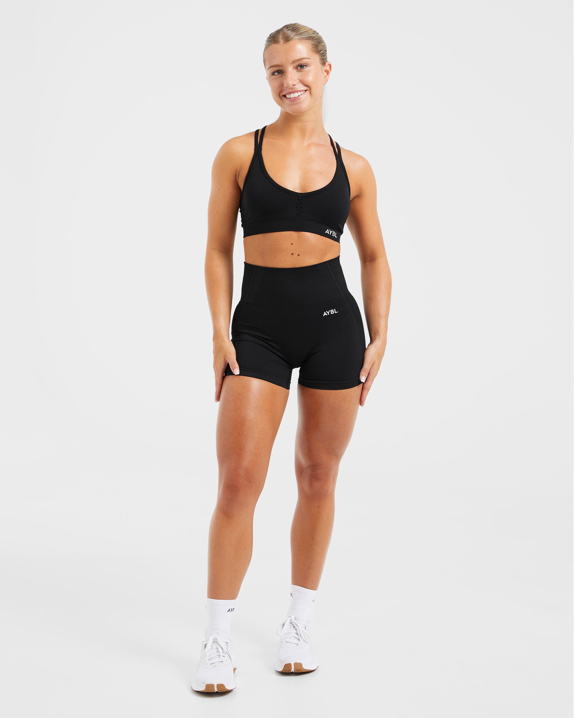Essential Seamless Strappy Sports Bra - Noir