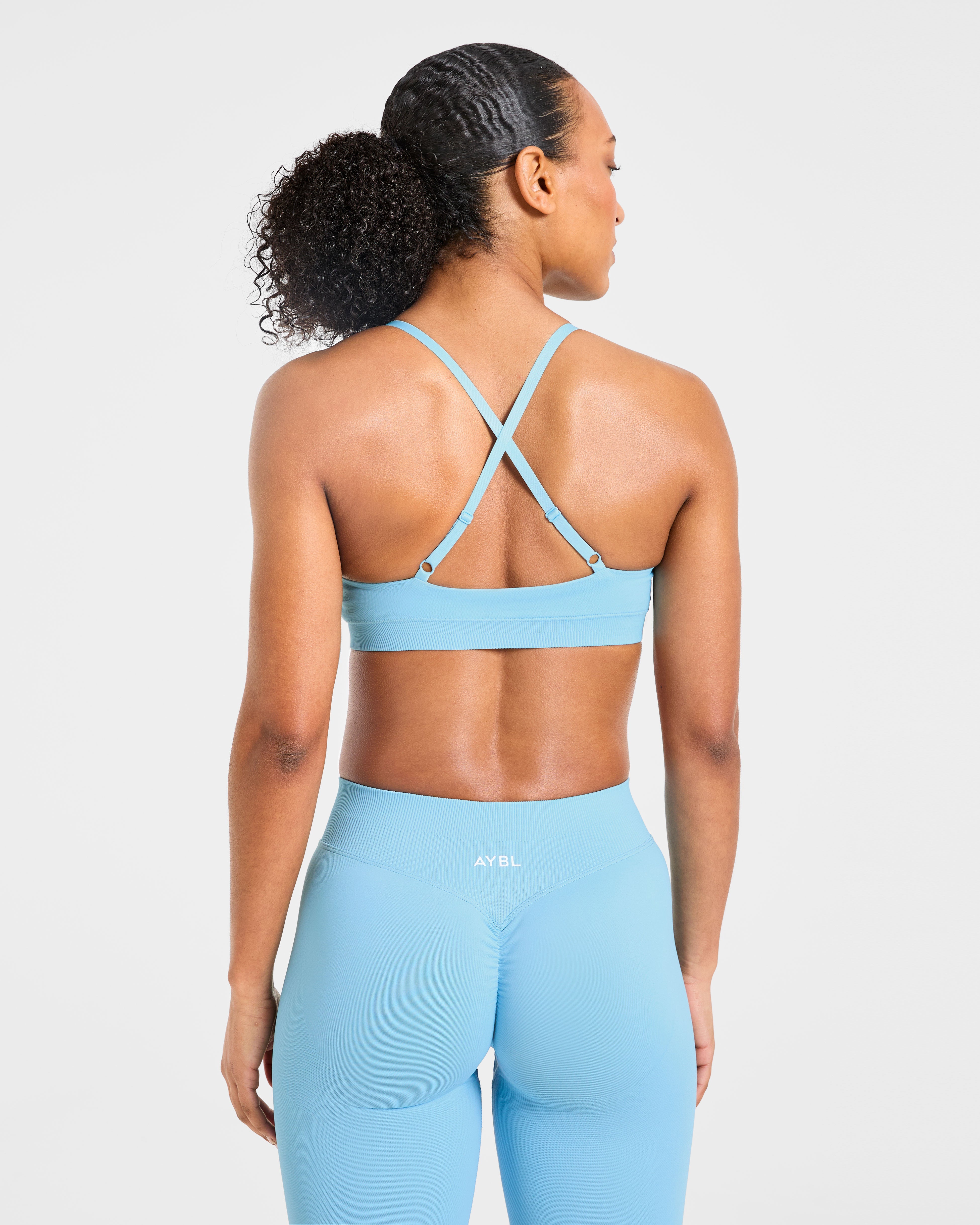 Enhance Seamless Sports Bra - Powder Bleu