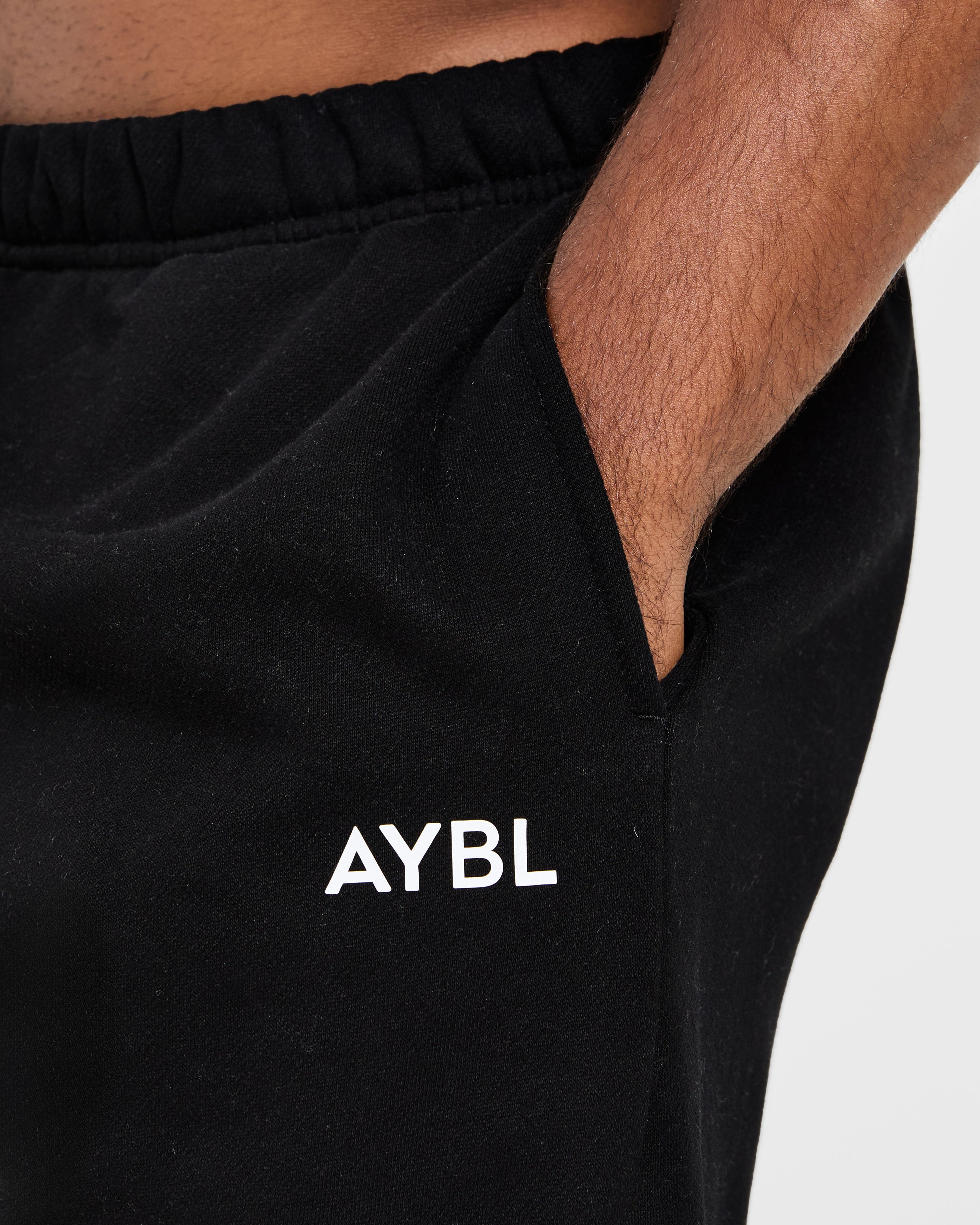 Essential Oversized Straight Leg Joggers - Noir