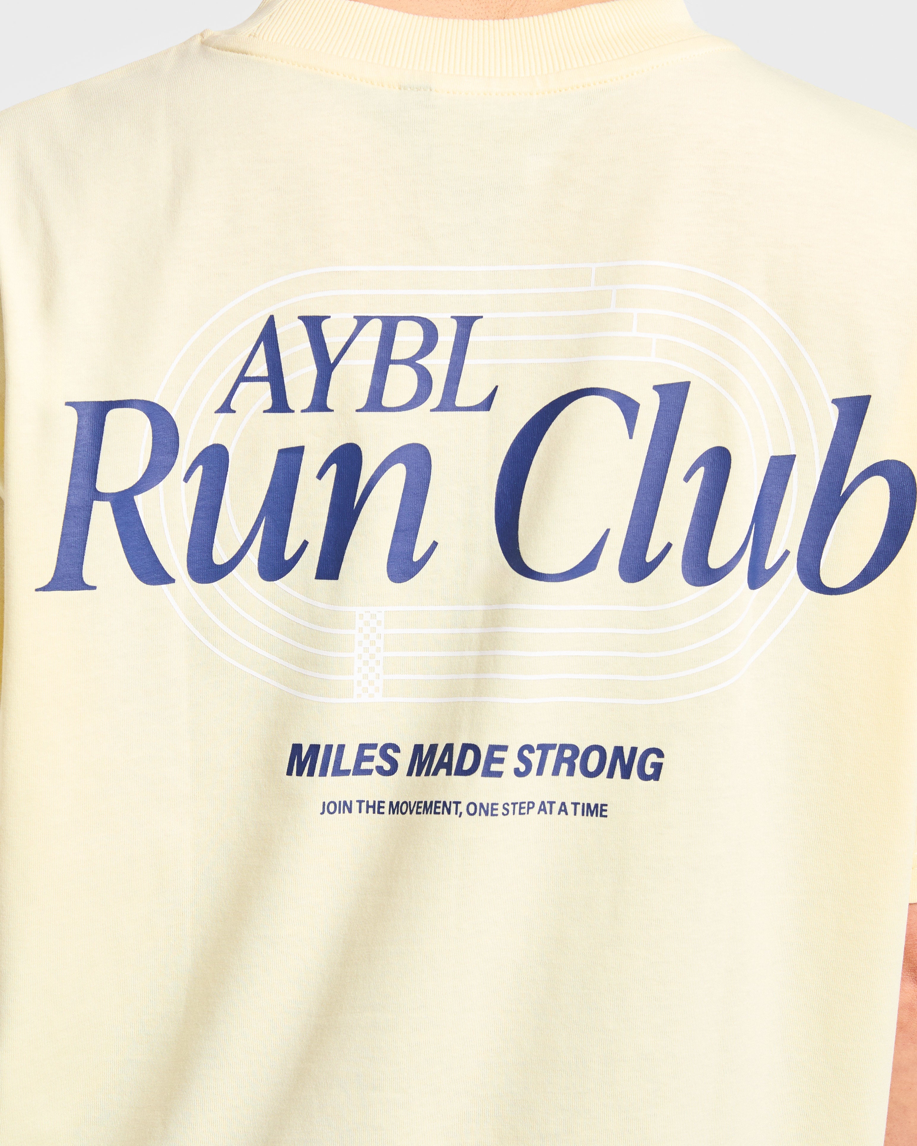 Run Club Oversized T Shirt - Butter Jaune