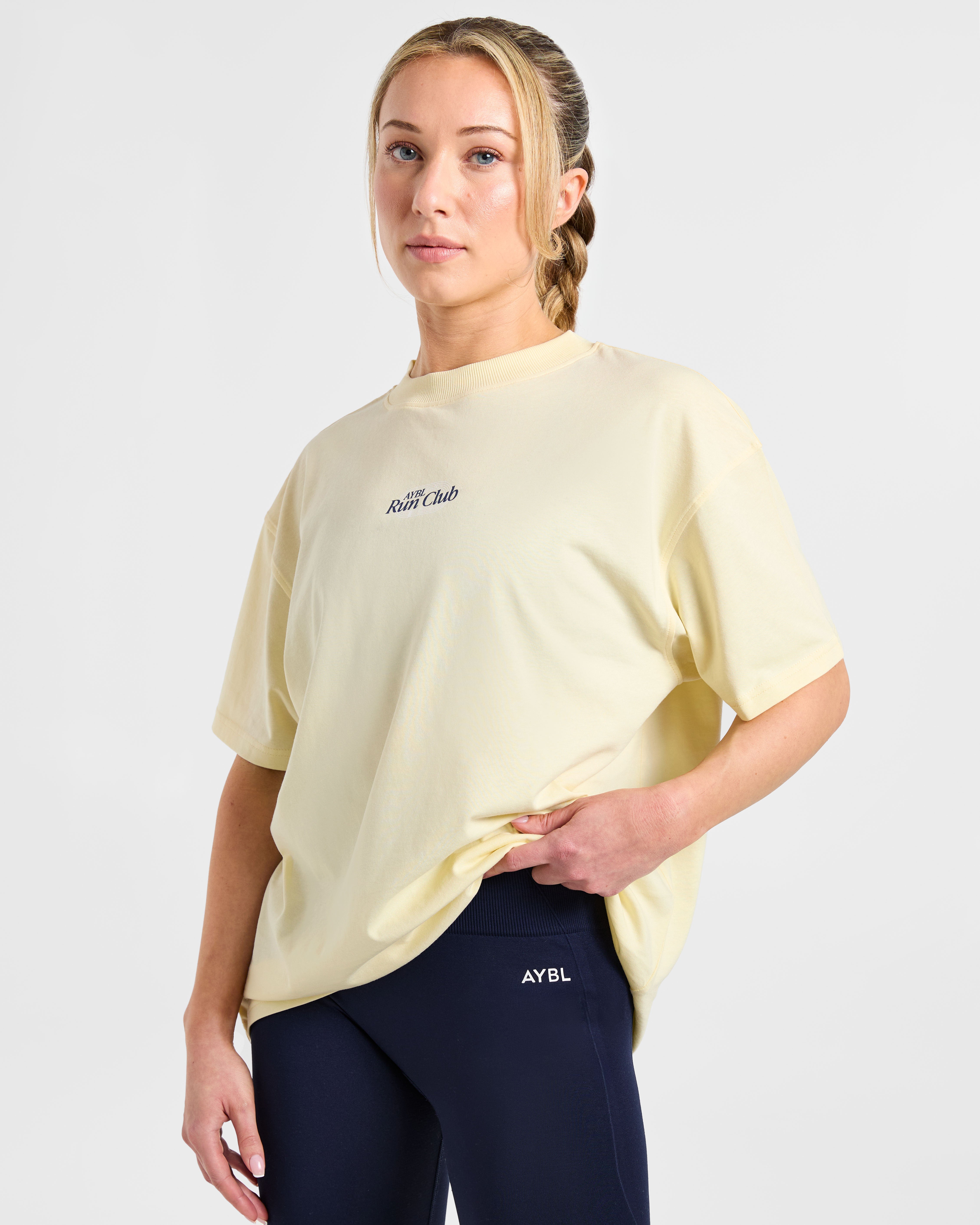 Run Club Oversized T Shirt - Butter Jaune