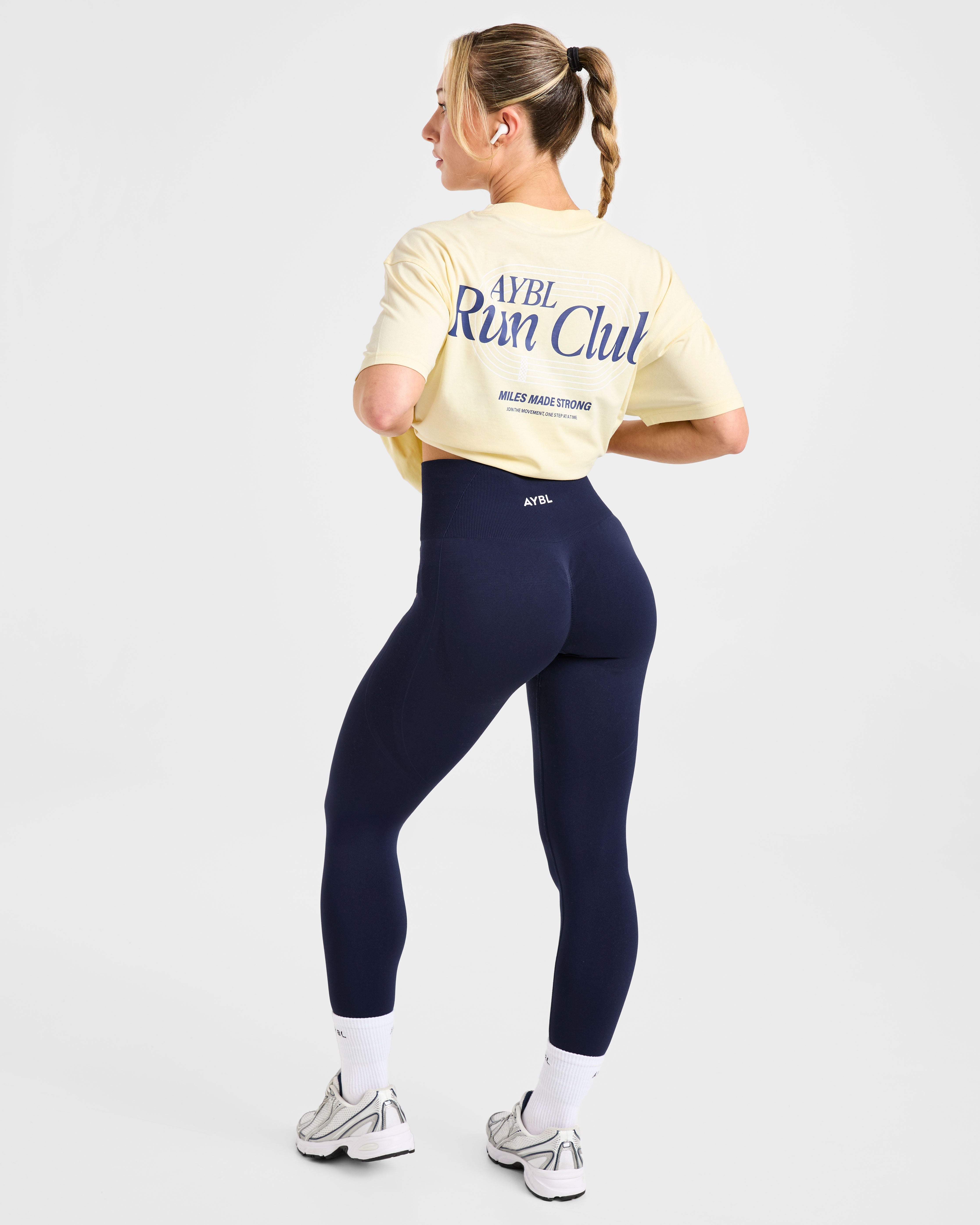 Run Club Oversized T Shirt - Butter Jaune