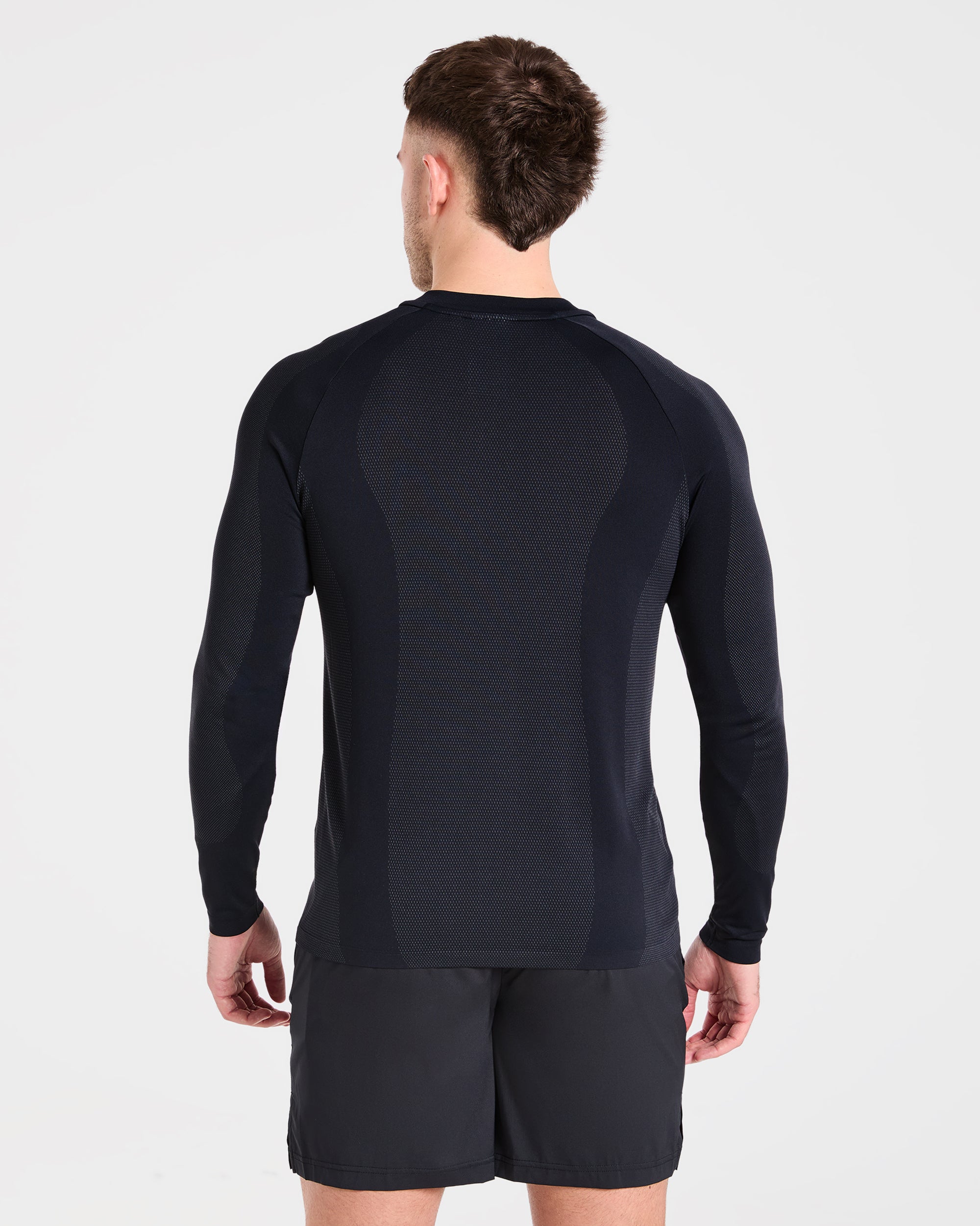 Attain Seamless Long Sleeve T Shirt - Noir