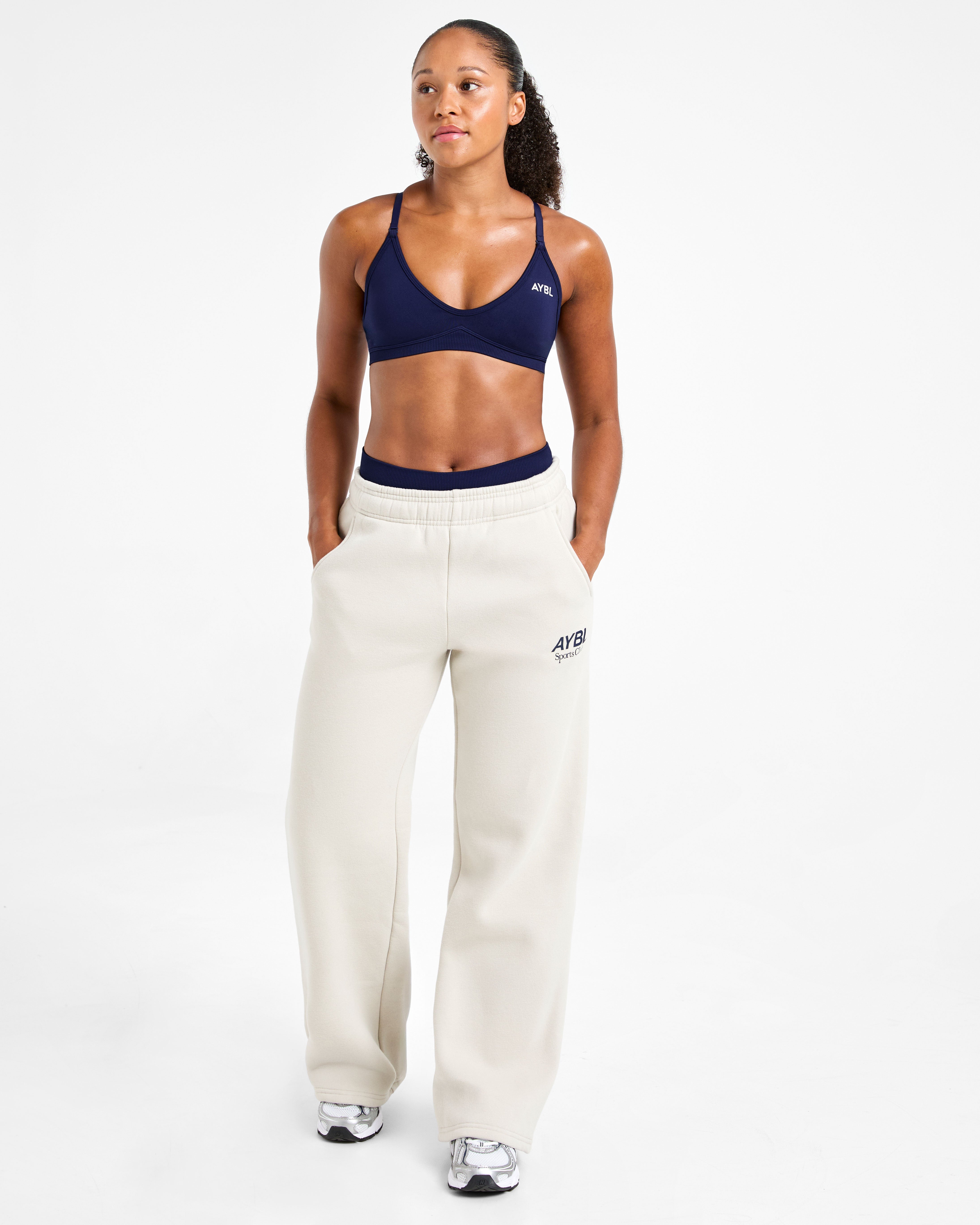 Adapt Seamless Strappy Sports Bra - Deep Navy