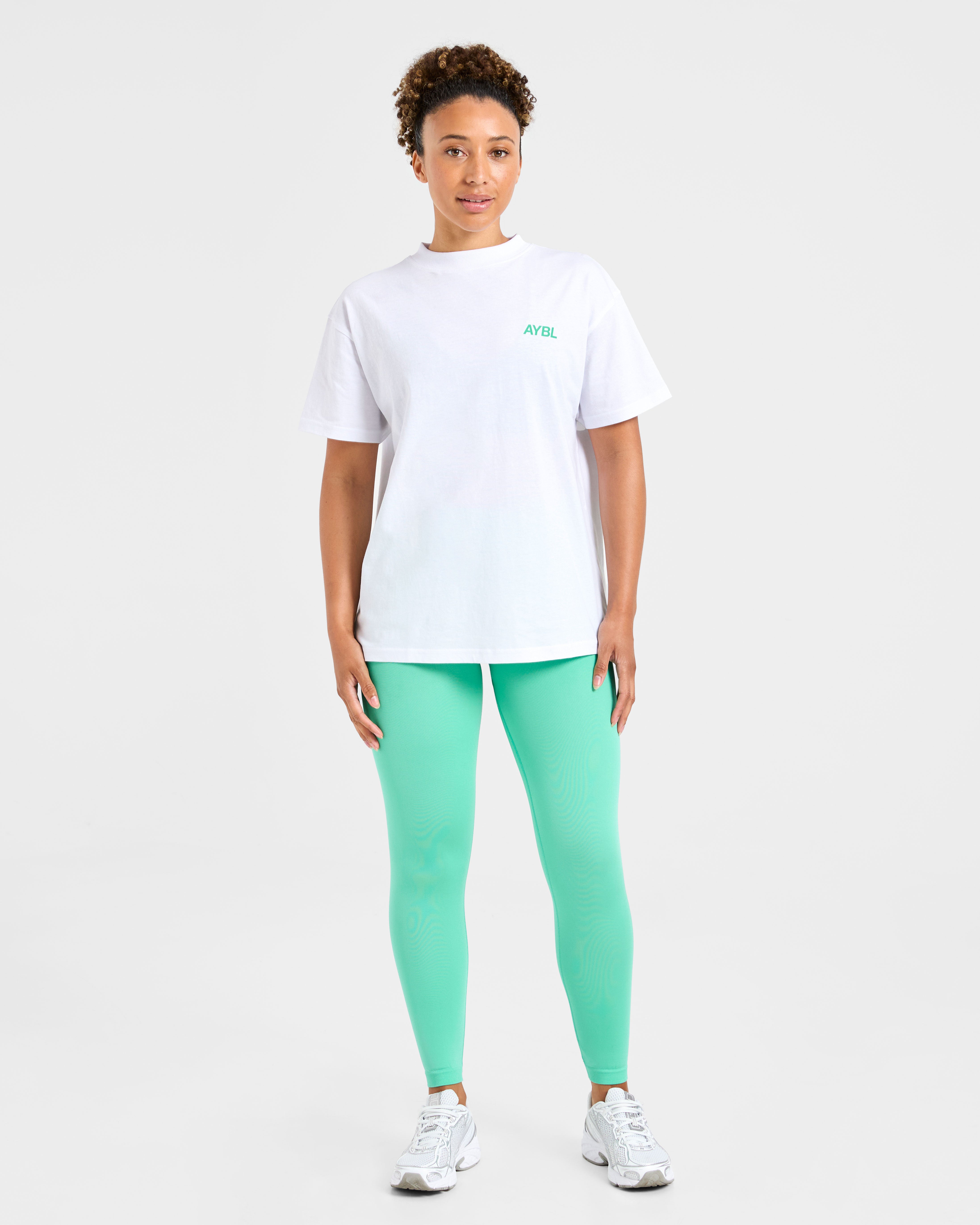AYBL Sports Club Oversized T Shirt - Blanc/Racing Vert