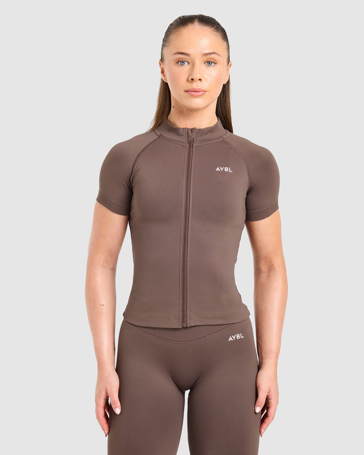 Enhance Seamless Short Sleeve Zip Up Jacket - Marron
