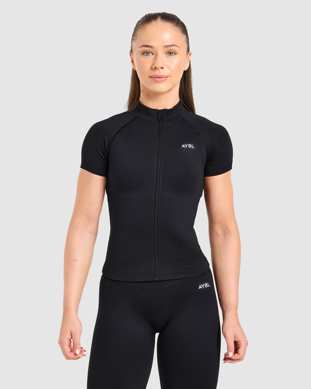 Enhance Seamless Short Sleeve Zip Up Jacket - Noir