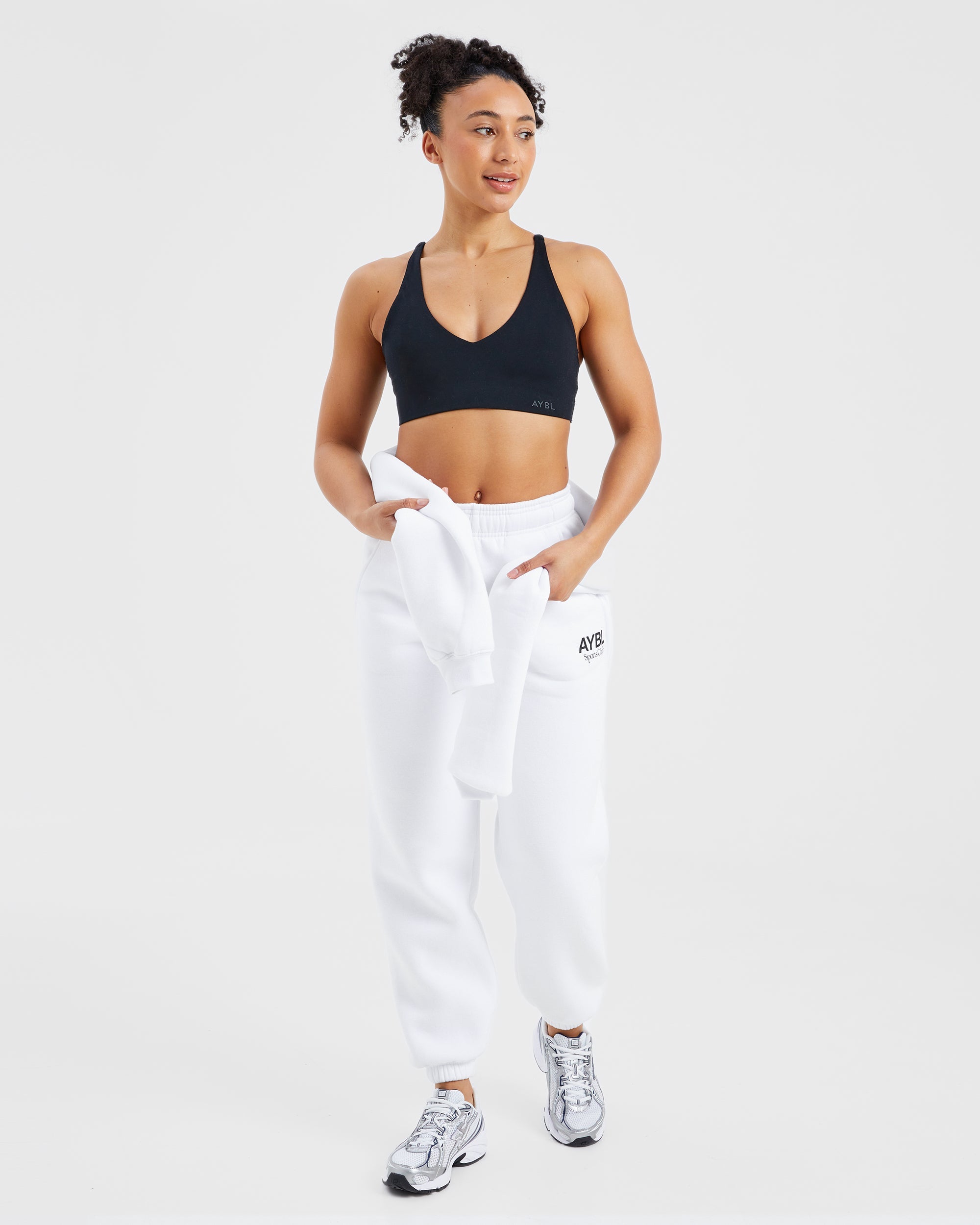 AYBL Sports Club Oversized Joggers - Blanc