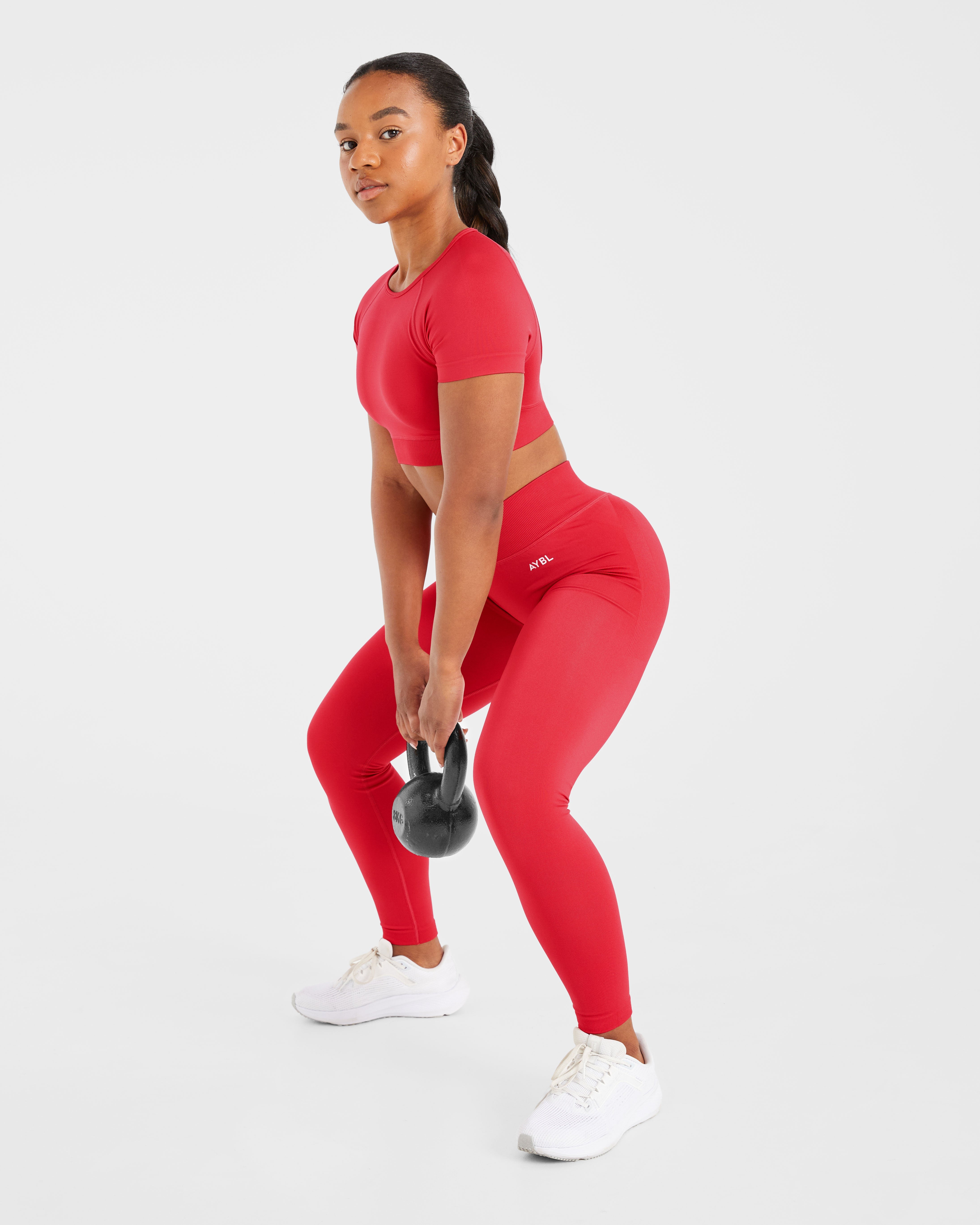 Adapt Seamless Crop Top - Salsa Rouge