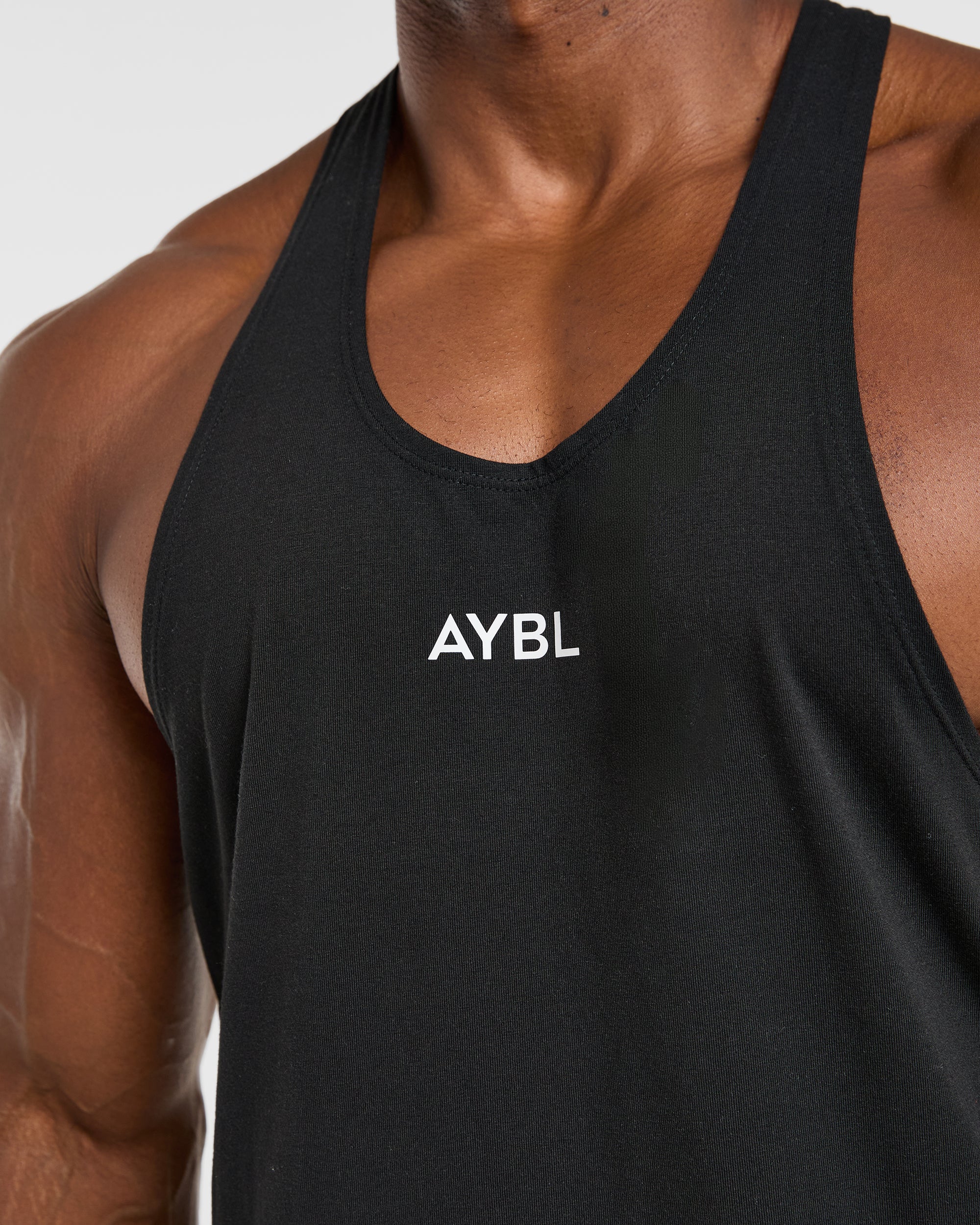 Essential Stringer - Noir