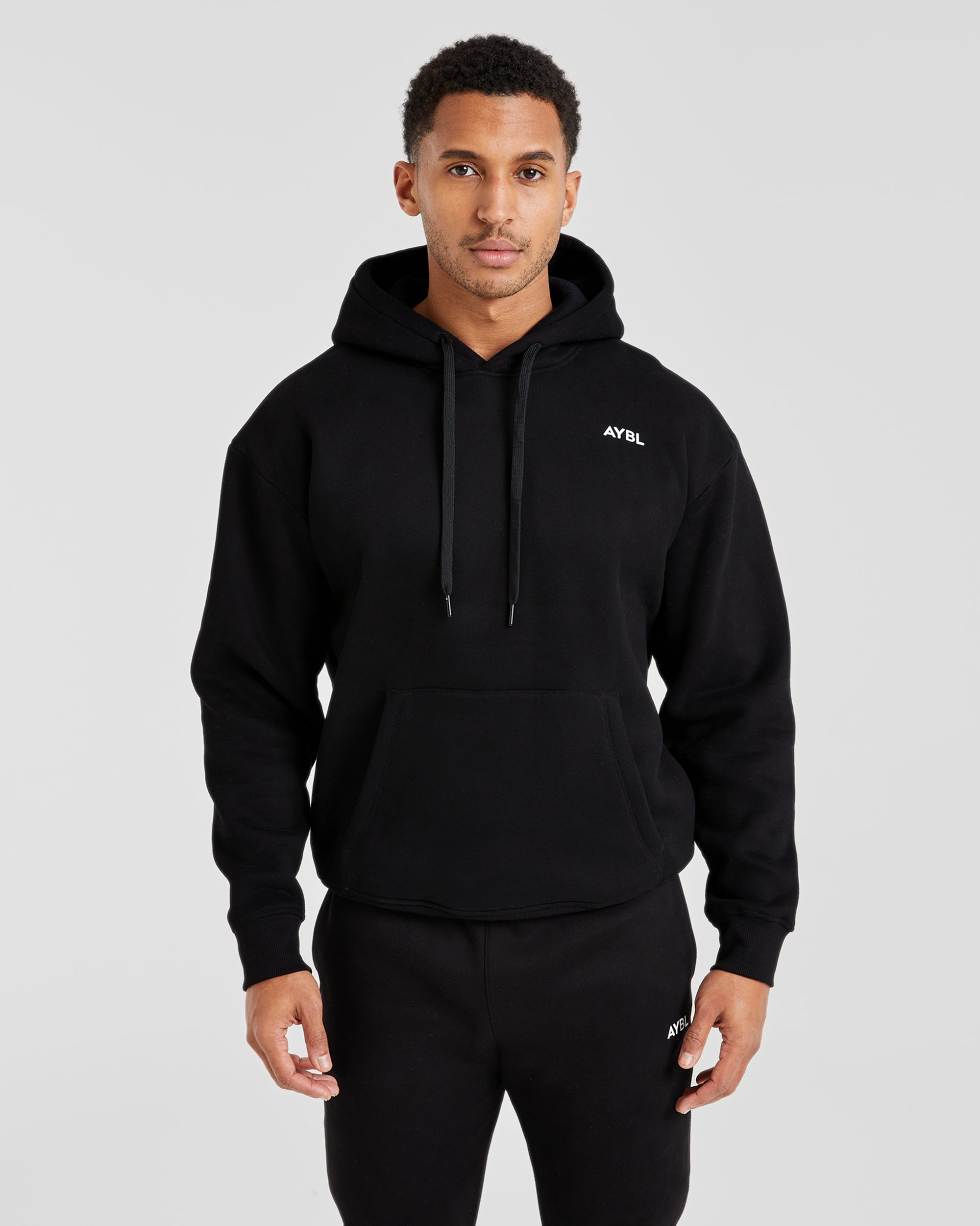 Essential Hoodie - Noir