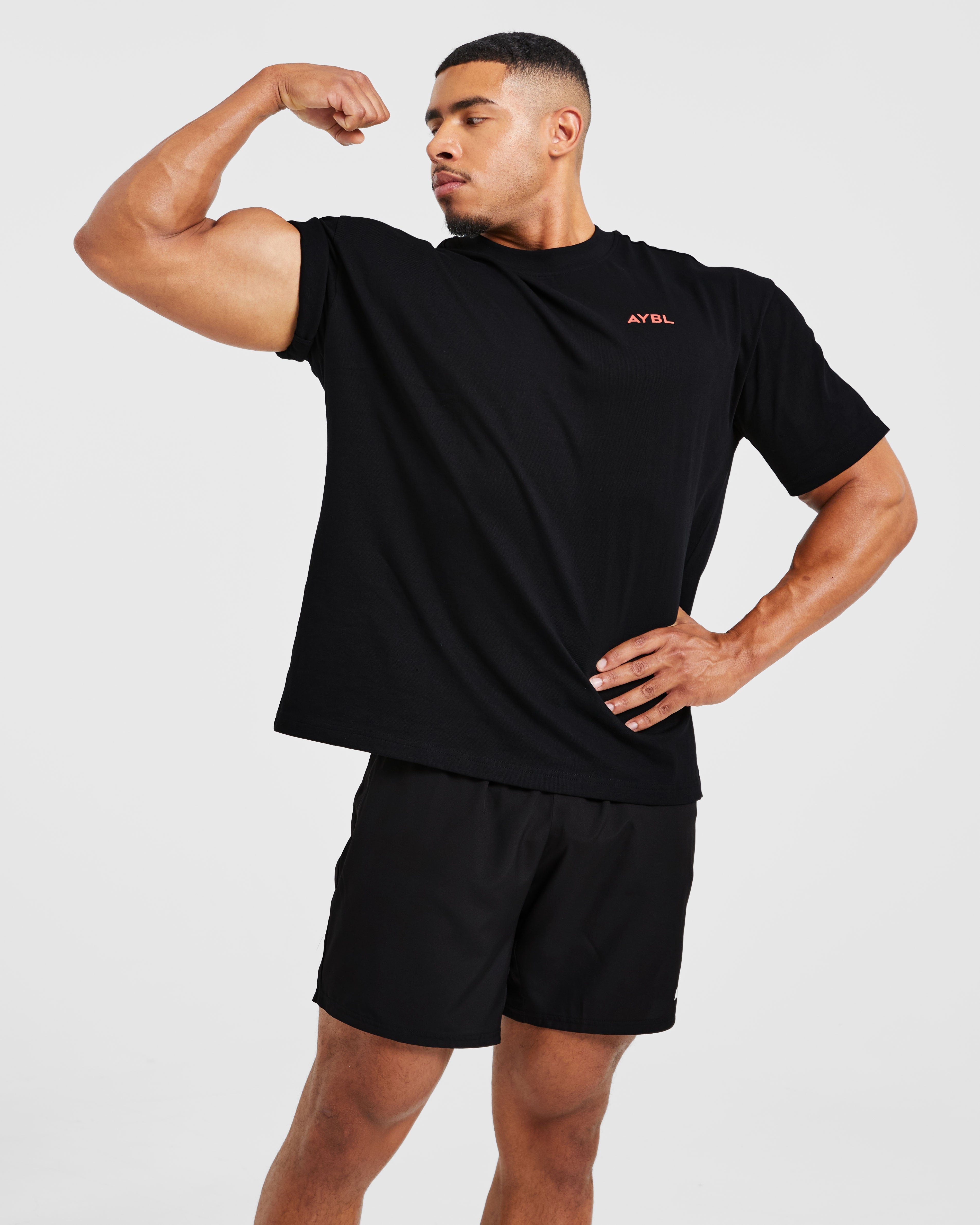 Essential Oversized T Shirt - Noir/Rouge