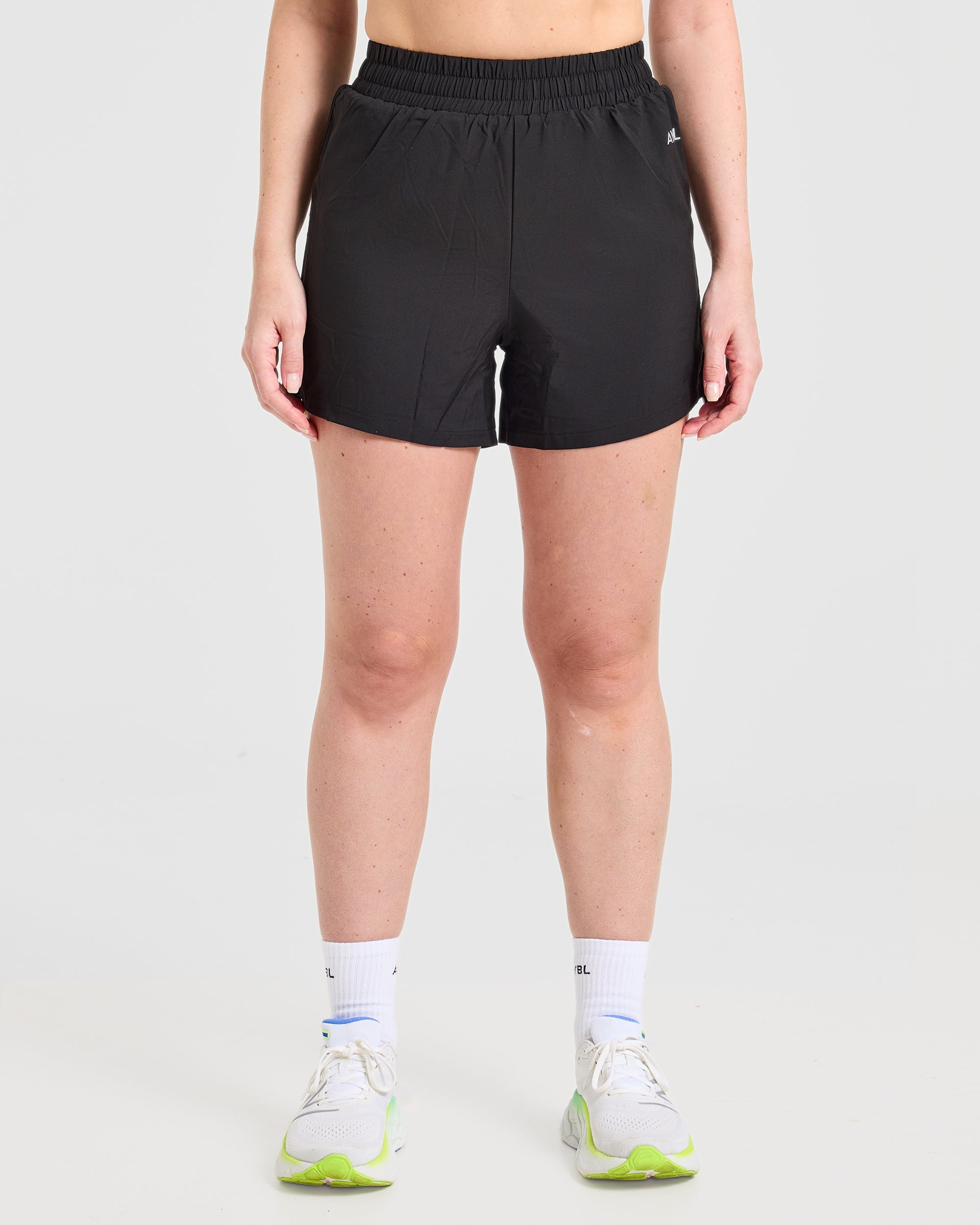 Run Ruched Shorts - Noir