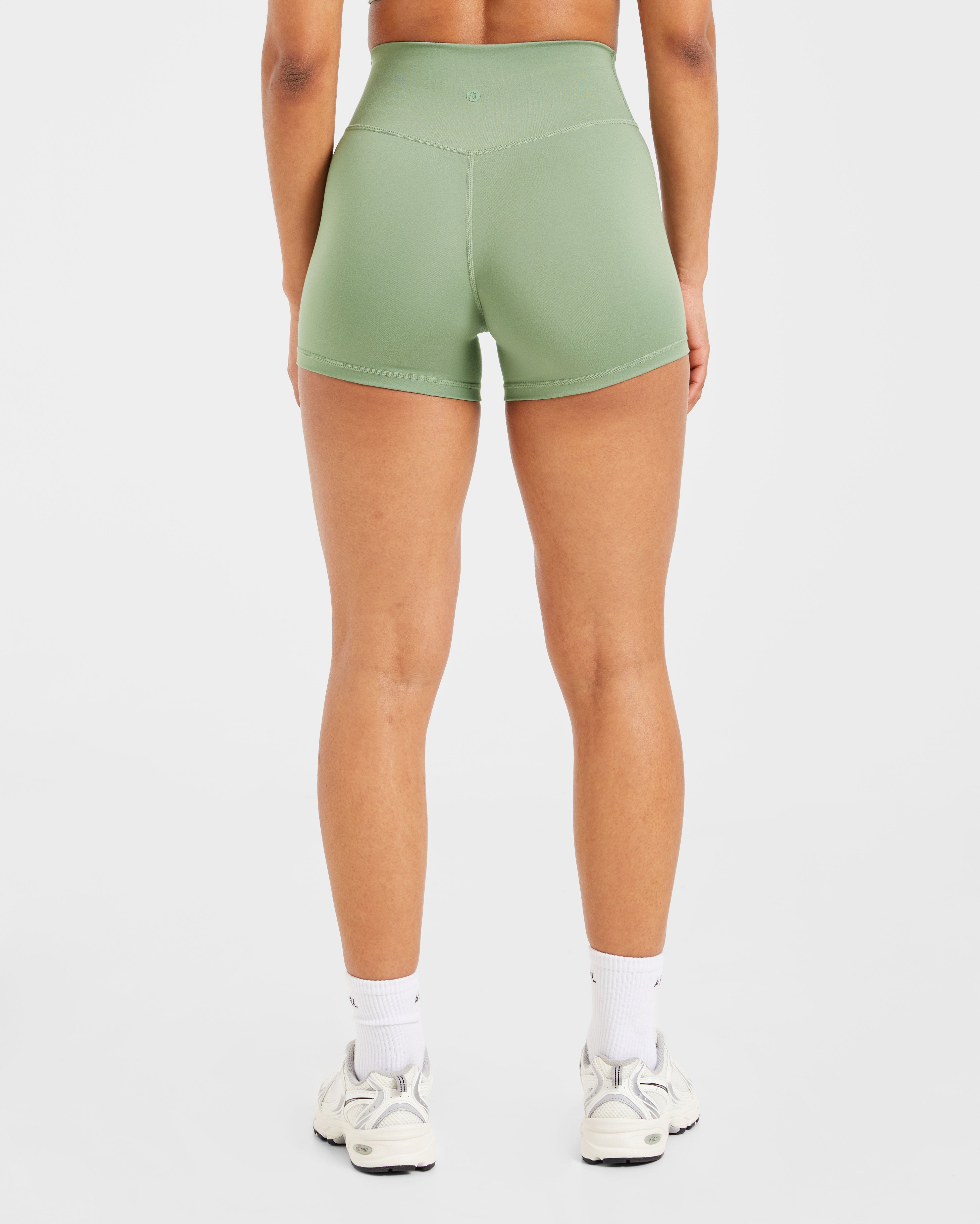 Staple Shorts - Olive Vert