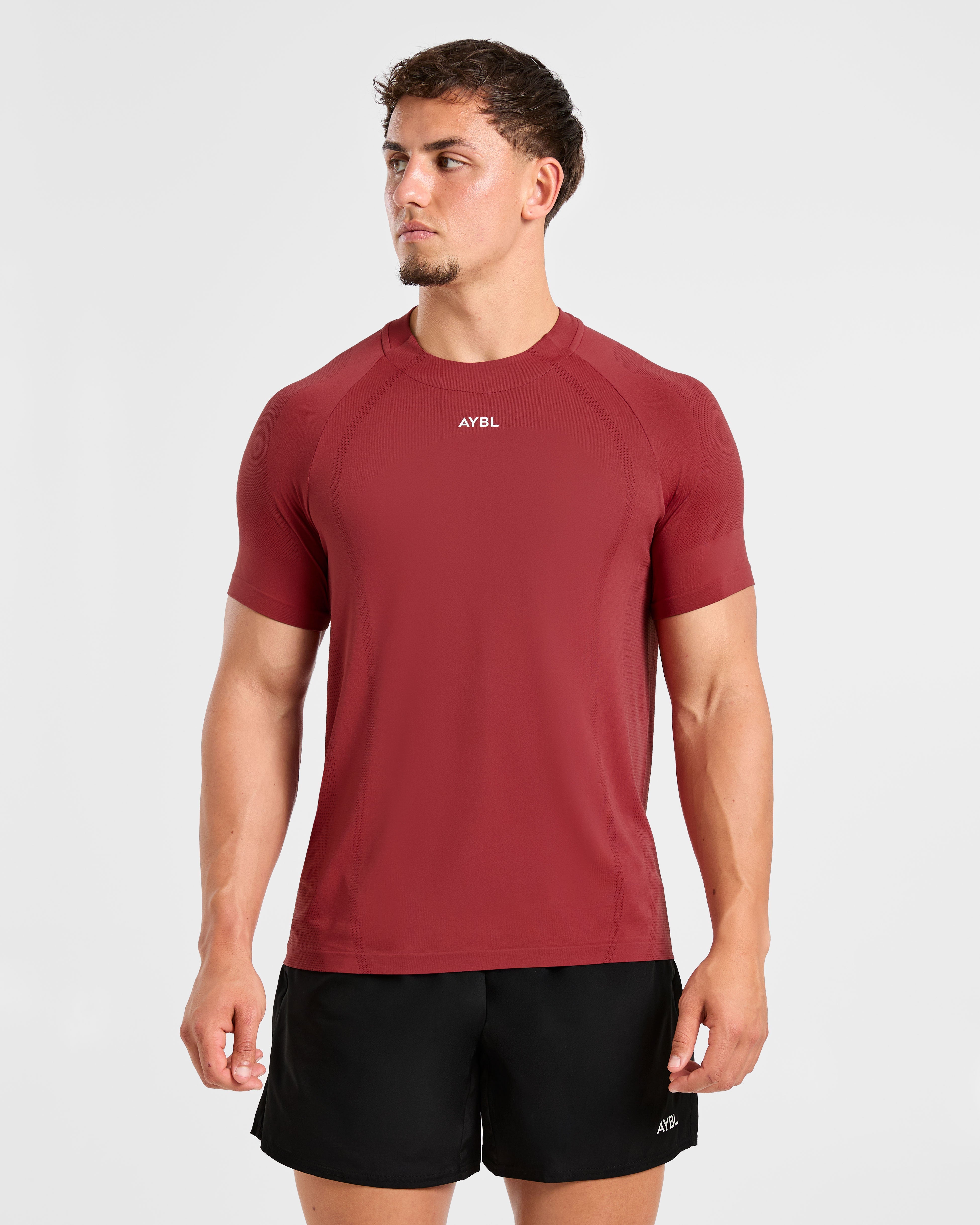 Attain Seamless T Shirt - Maroon Rouge