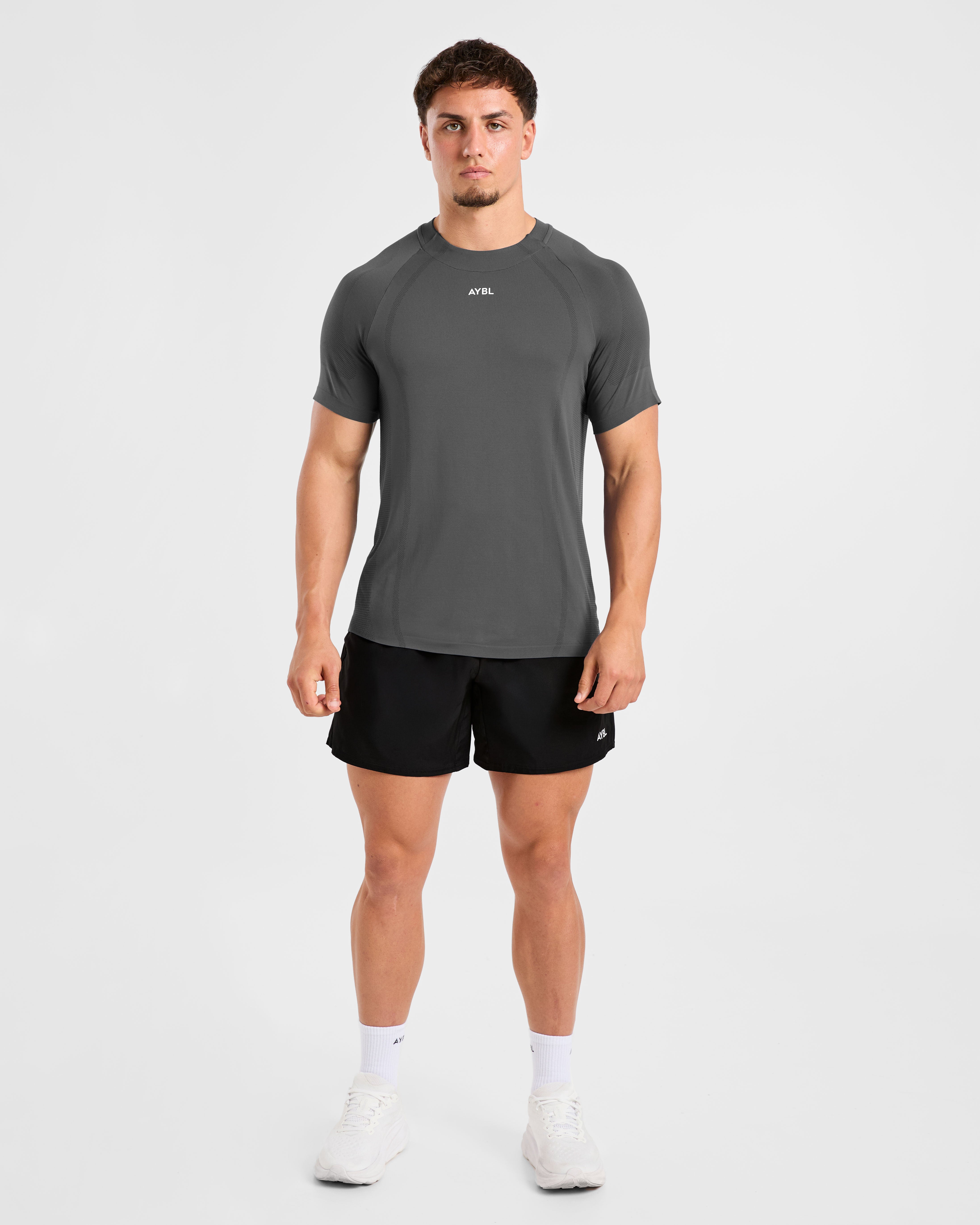Attain Seamless T Shirt - Storm Gris
