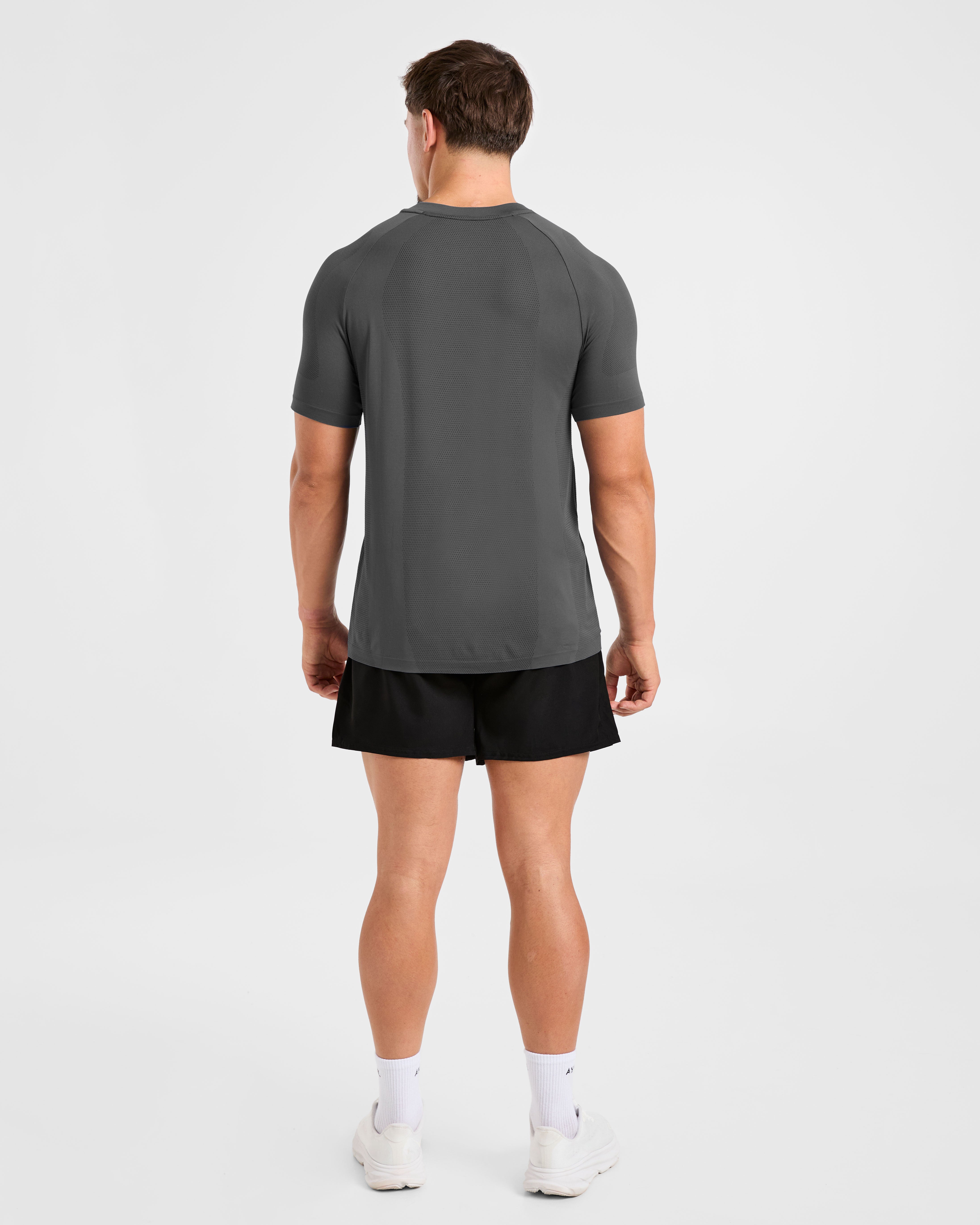 Attain Seamless T Shirt - Storm Gris