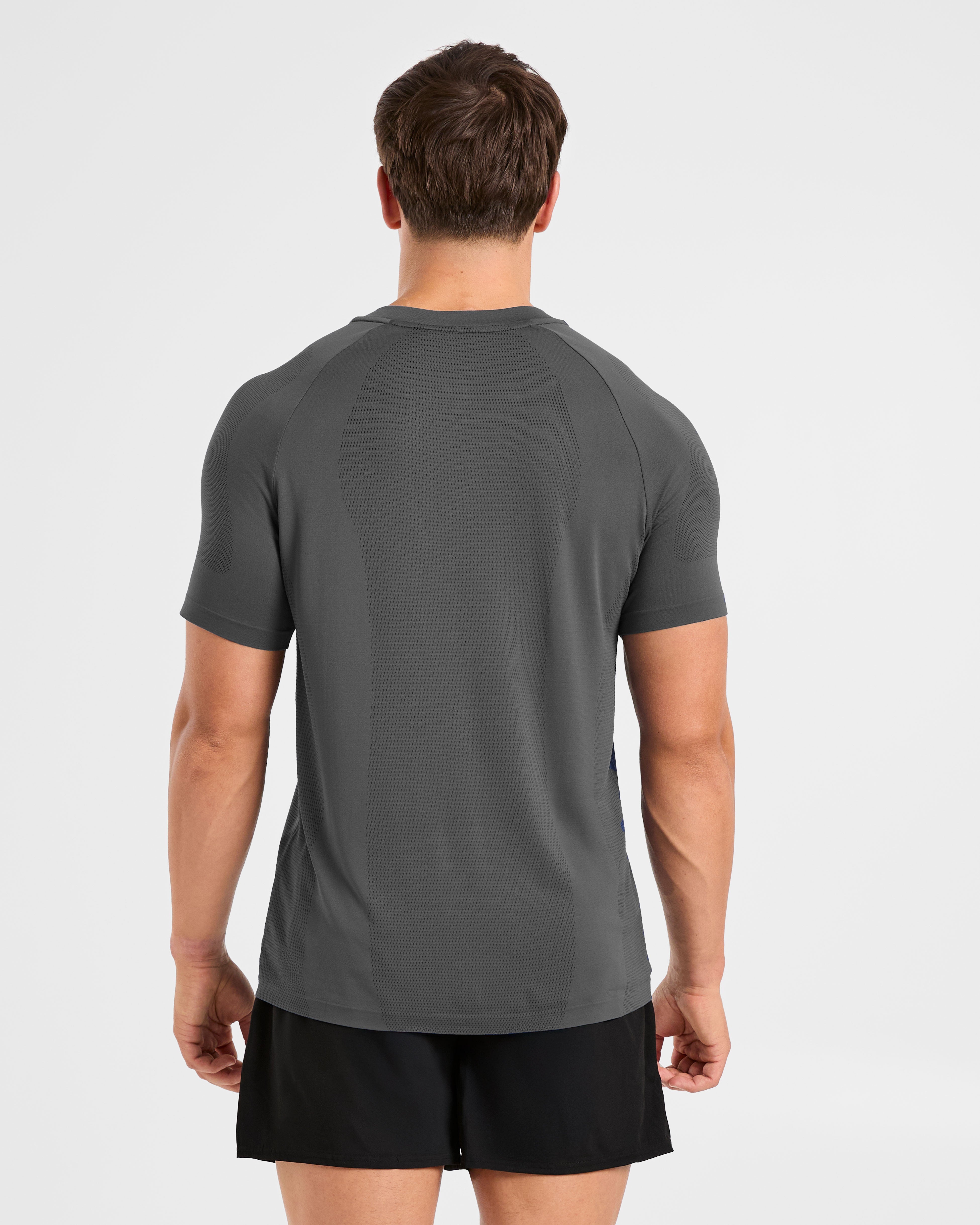 Attain Seamless T Shirt - Storm Gris