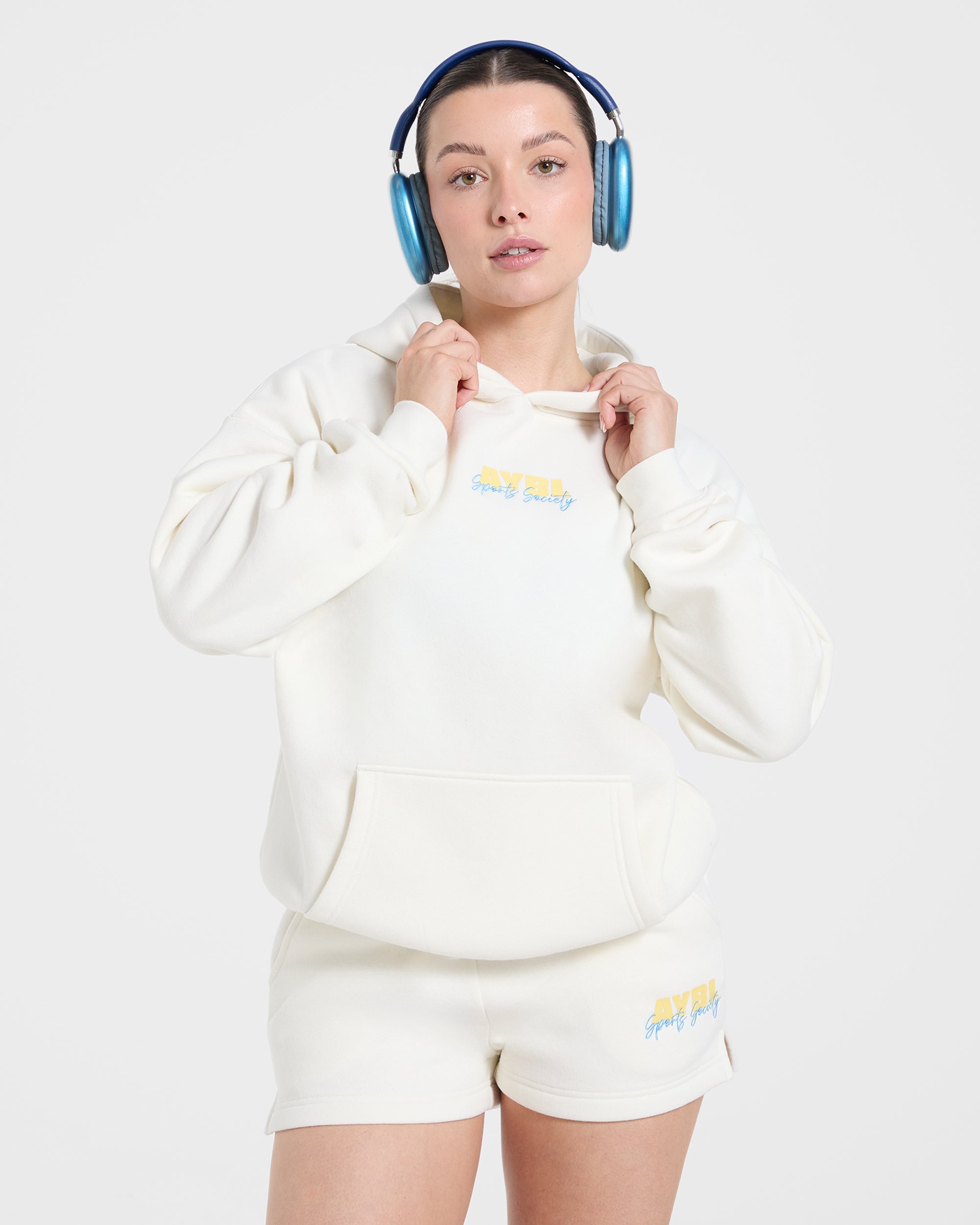 Sports Society Oversized Shorts - Off Blanc