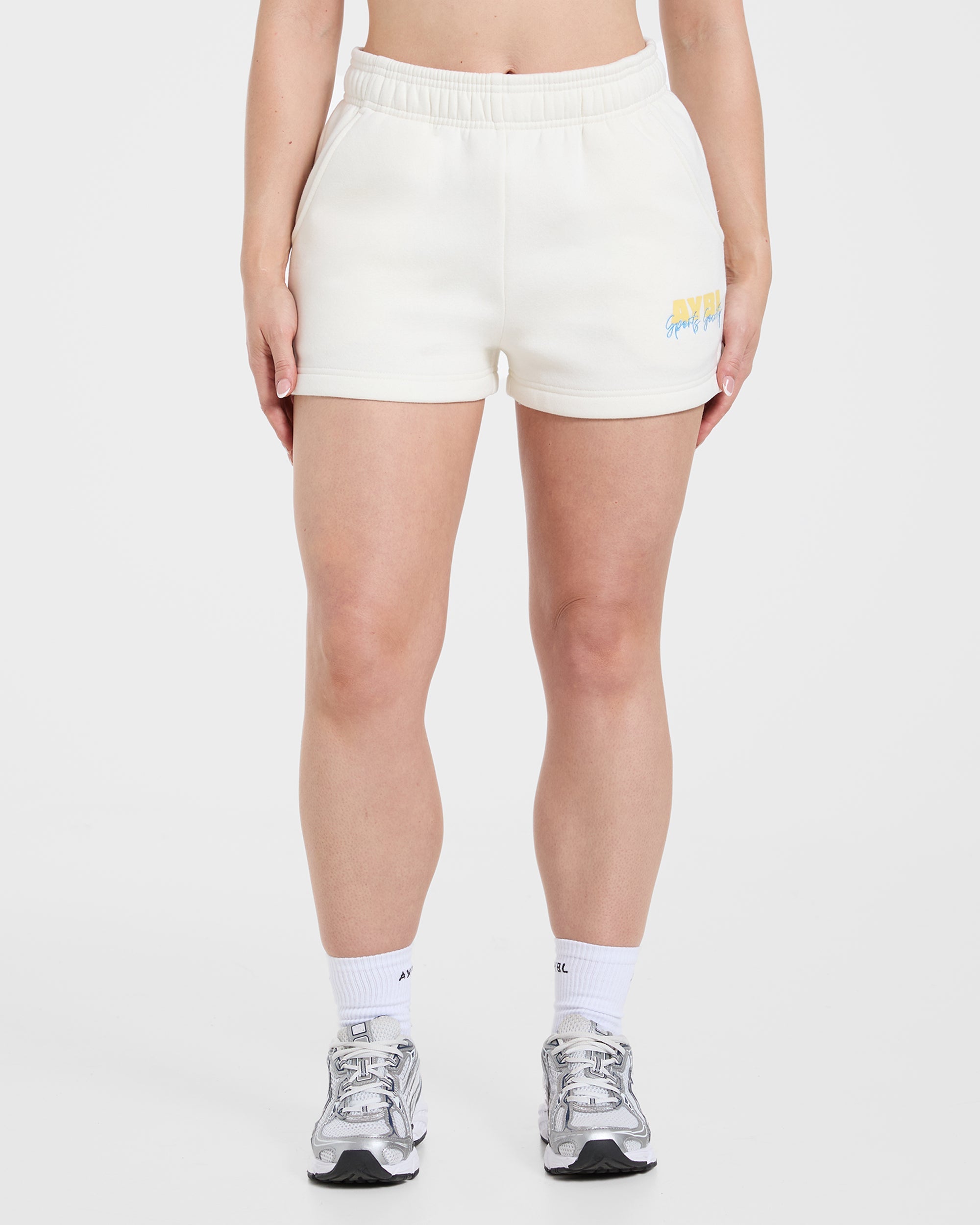 Sports Society Oversized Shorts - Off Blanc