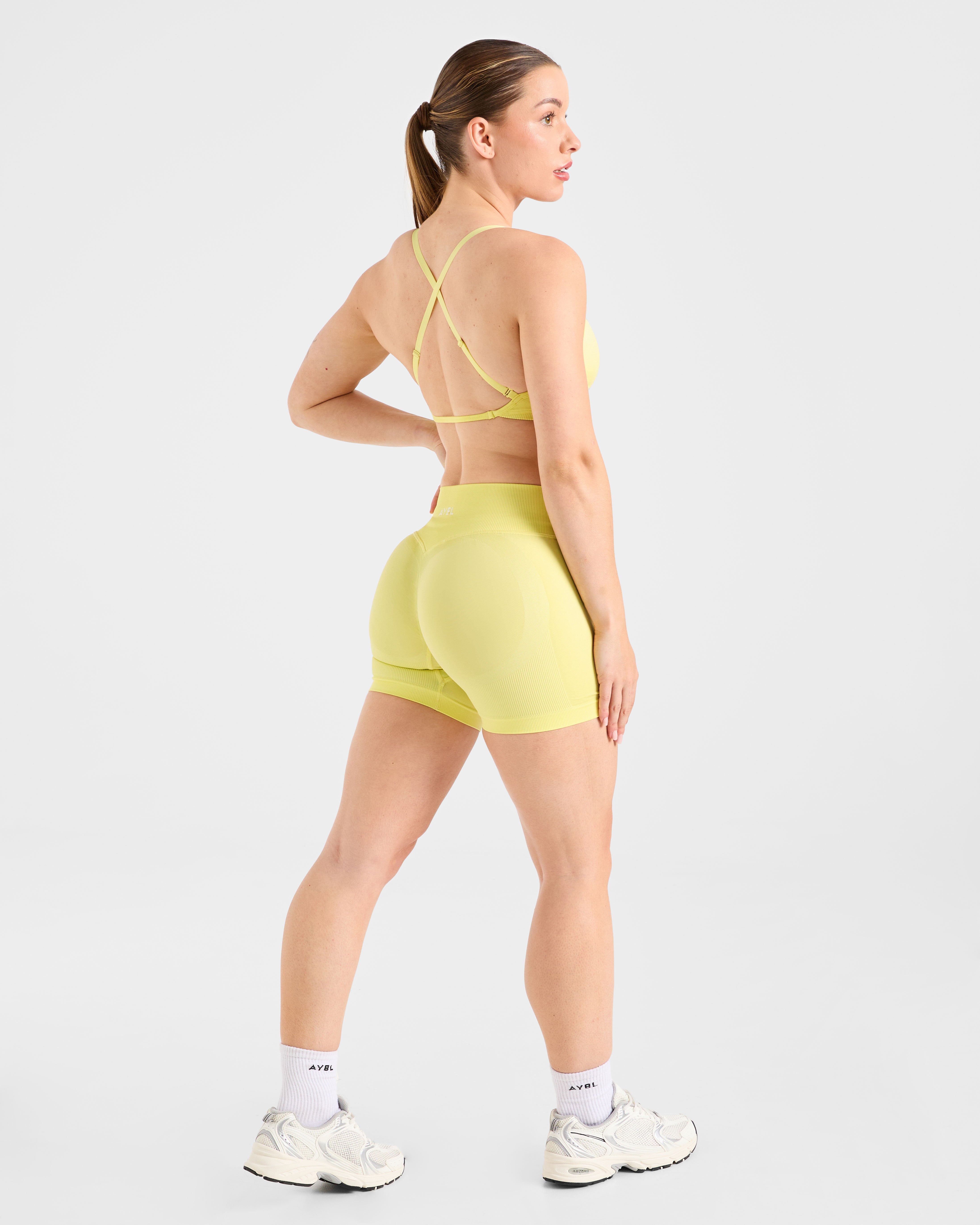 Adapt Seamless Strappy Sports Bra - Spring Jaune