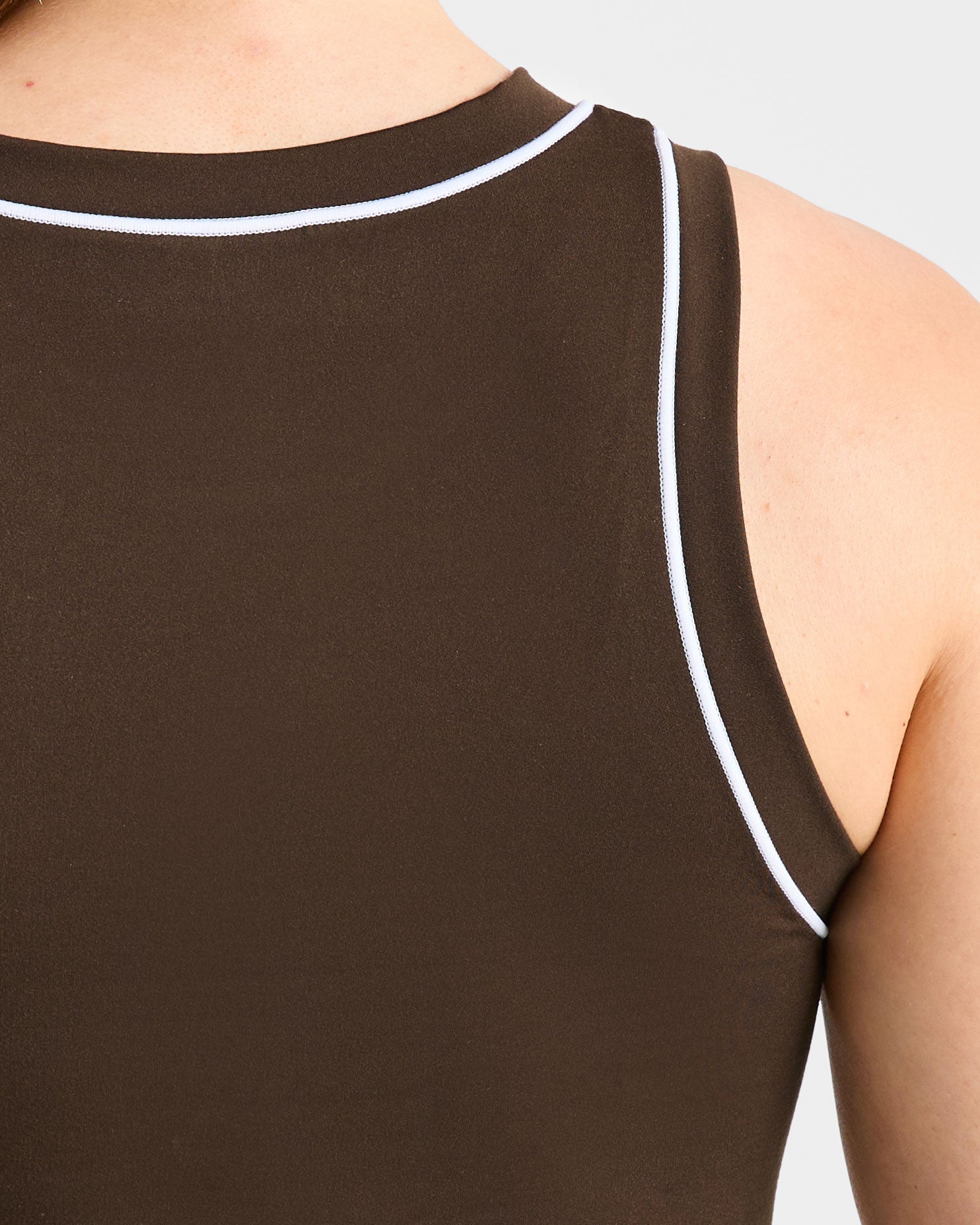 Form Tank Top - Coffee Bean
