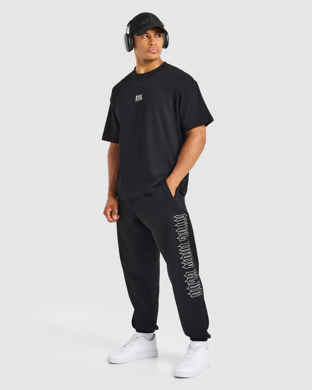 AYBL Iron Club Oversized Joggers - Noir