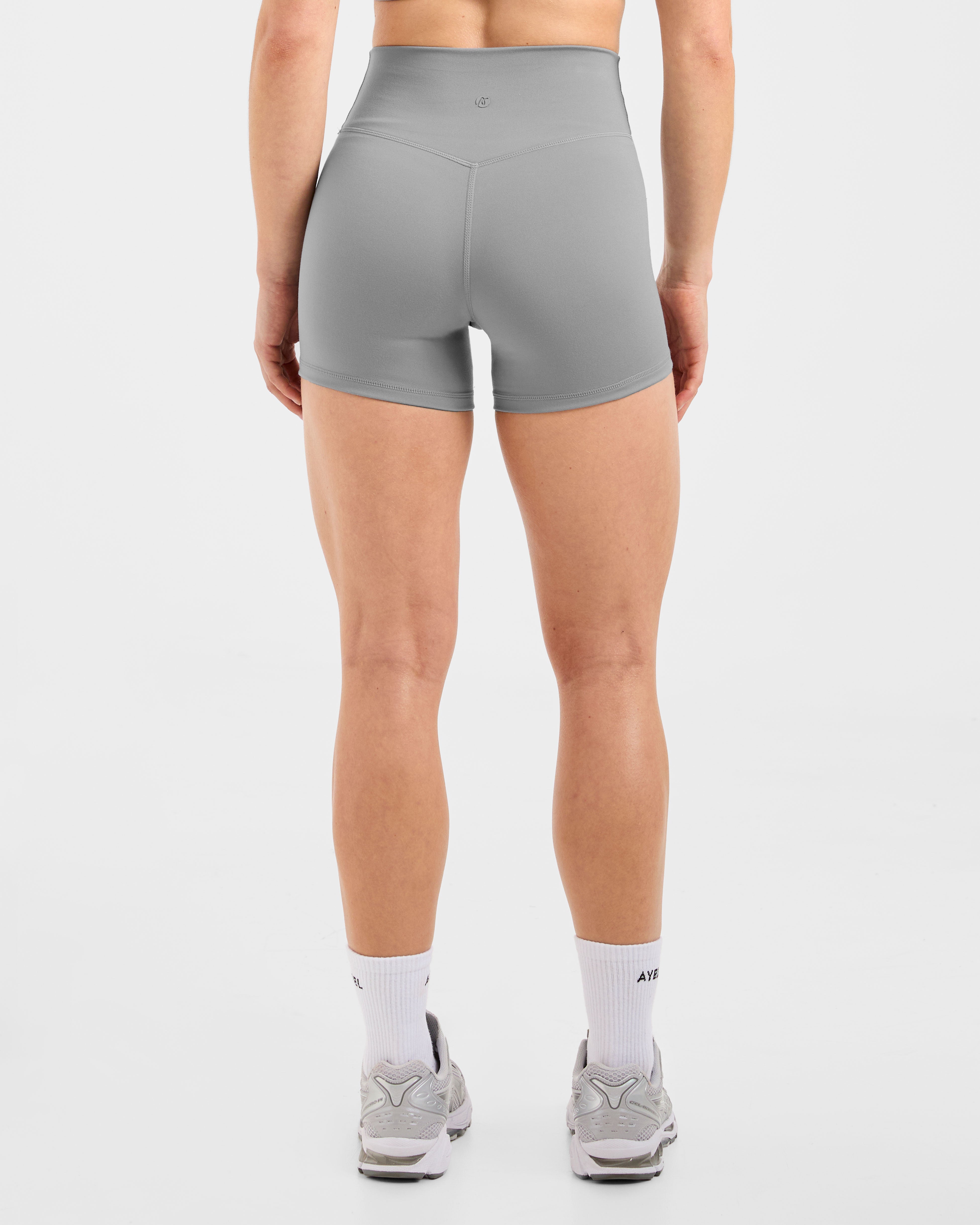 Staple Shorts - Gris