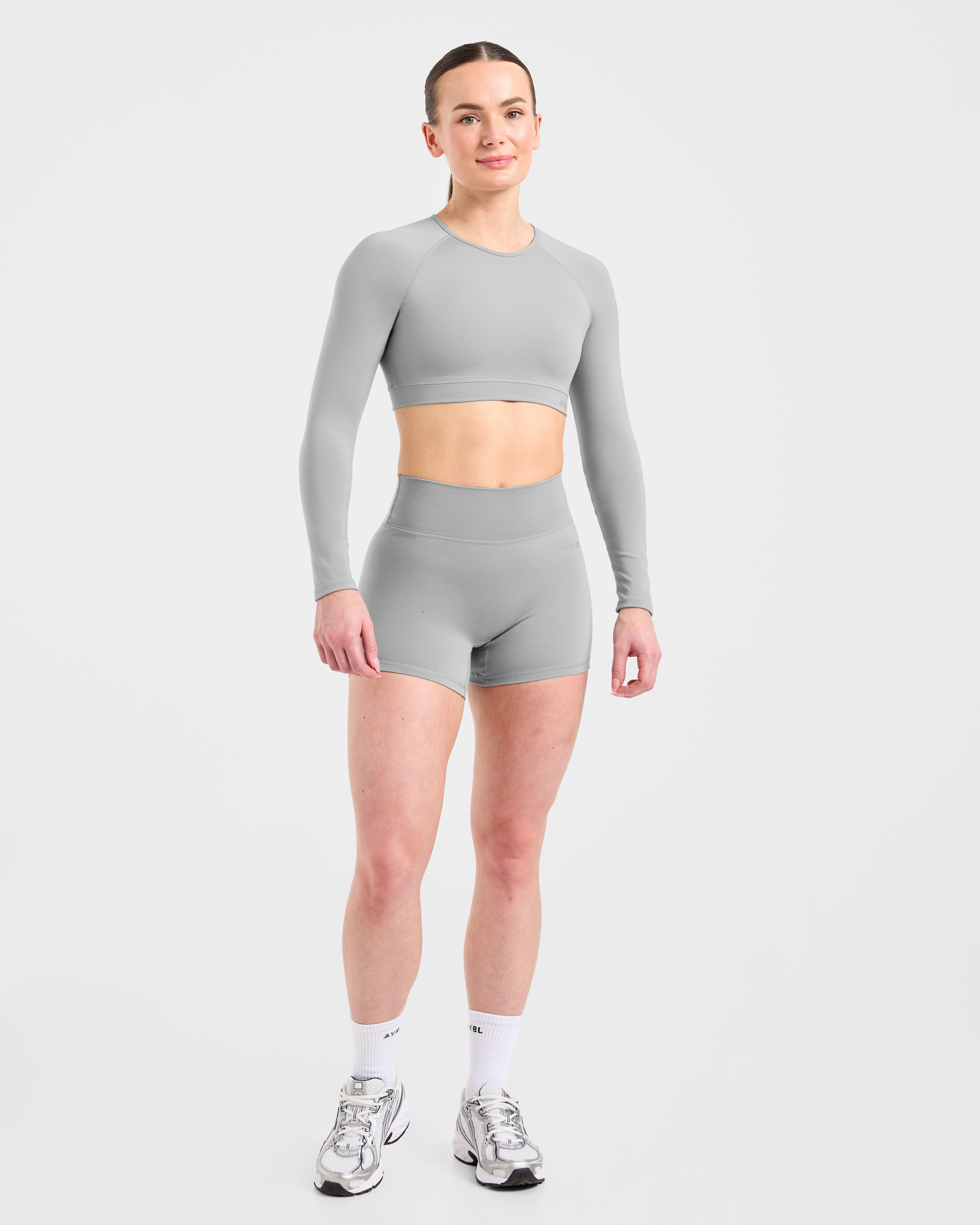 Staple Long Sleeve Crop Top - Gris