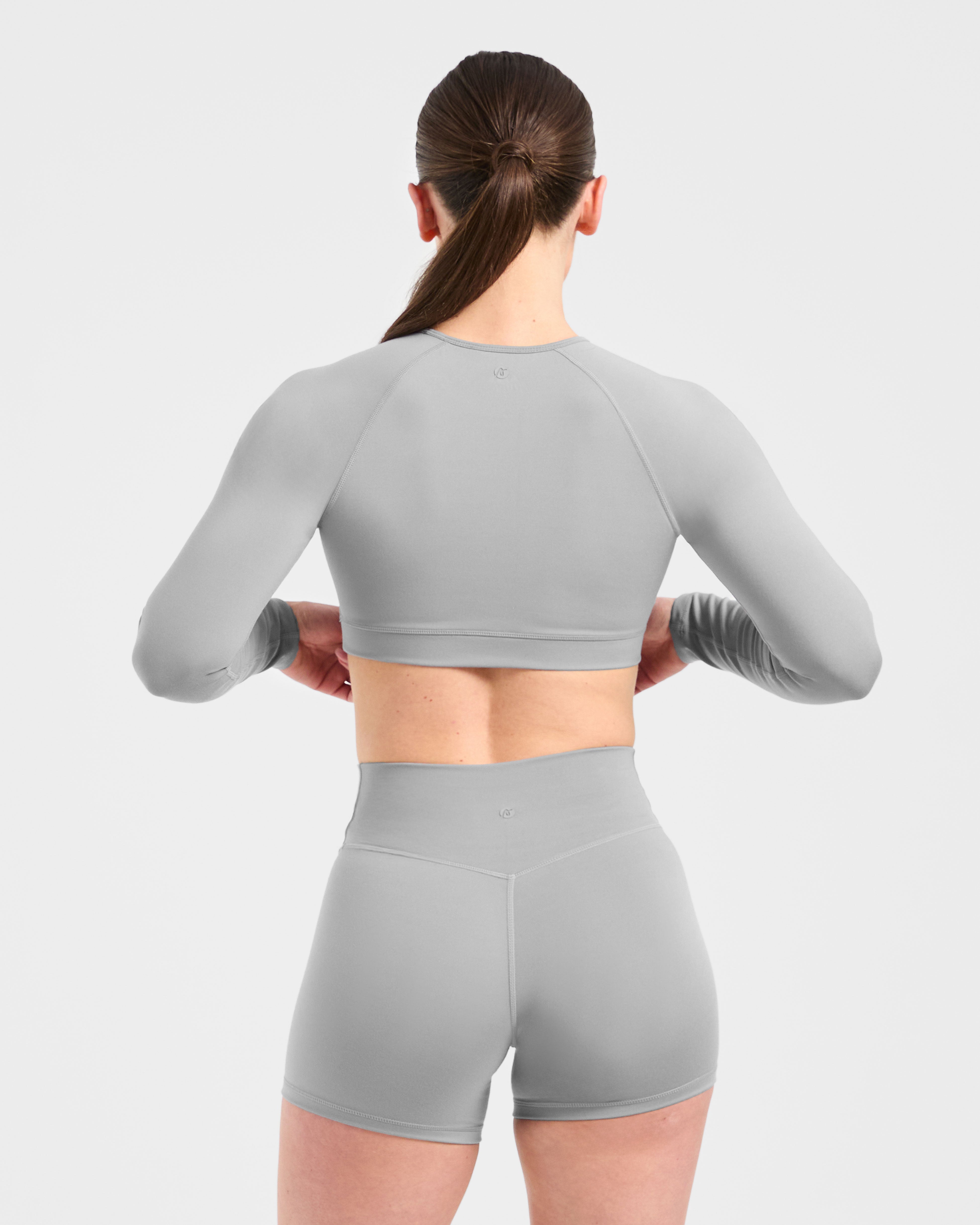 Staple Long Sleeve Crop Top - Gris
