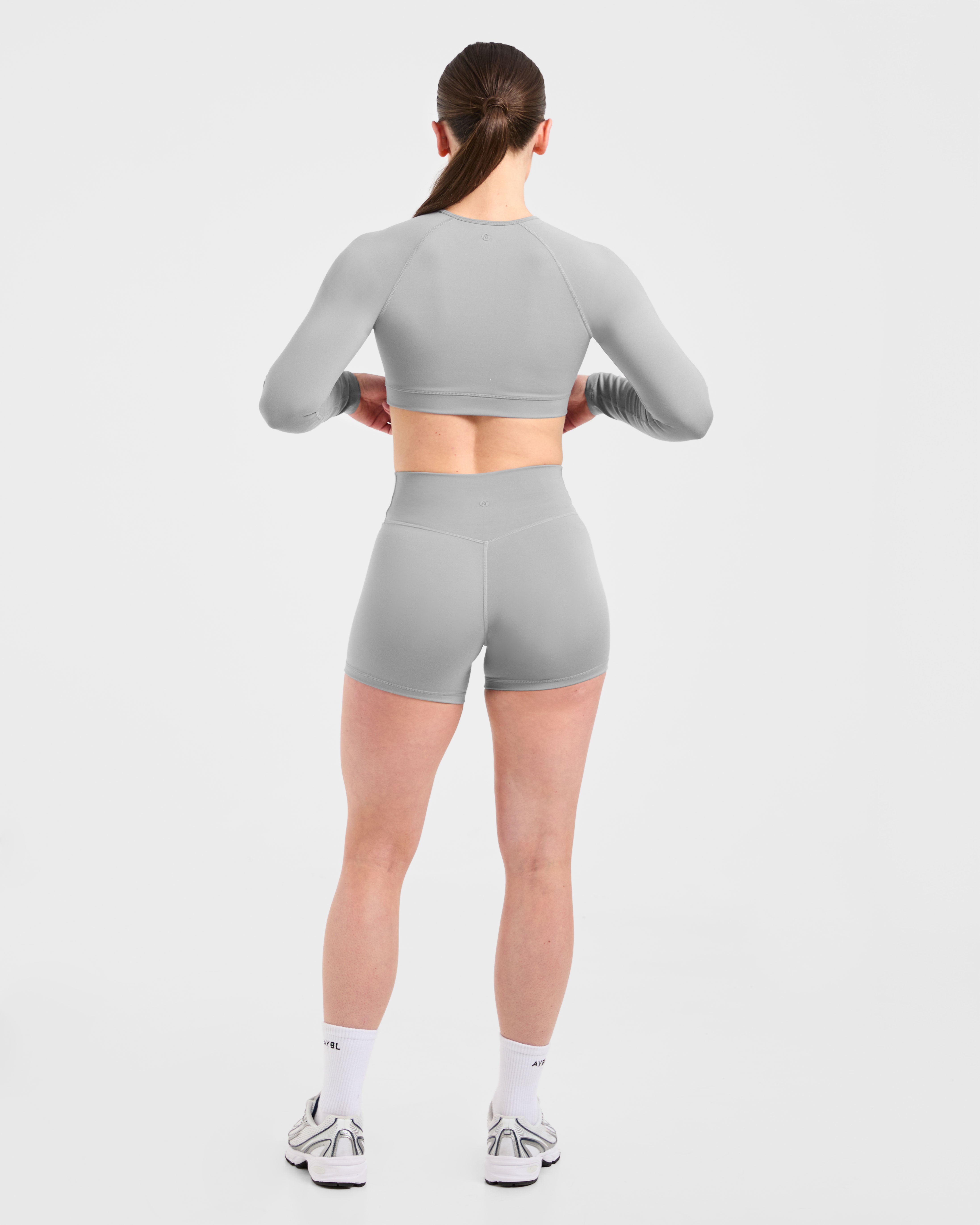 Staple Long Sleeve Crop Top - Gris