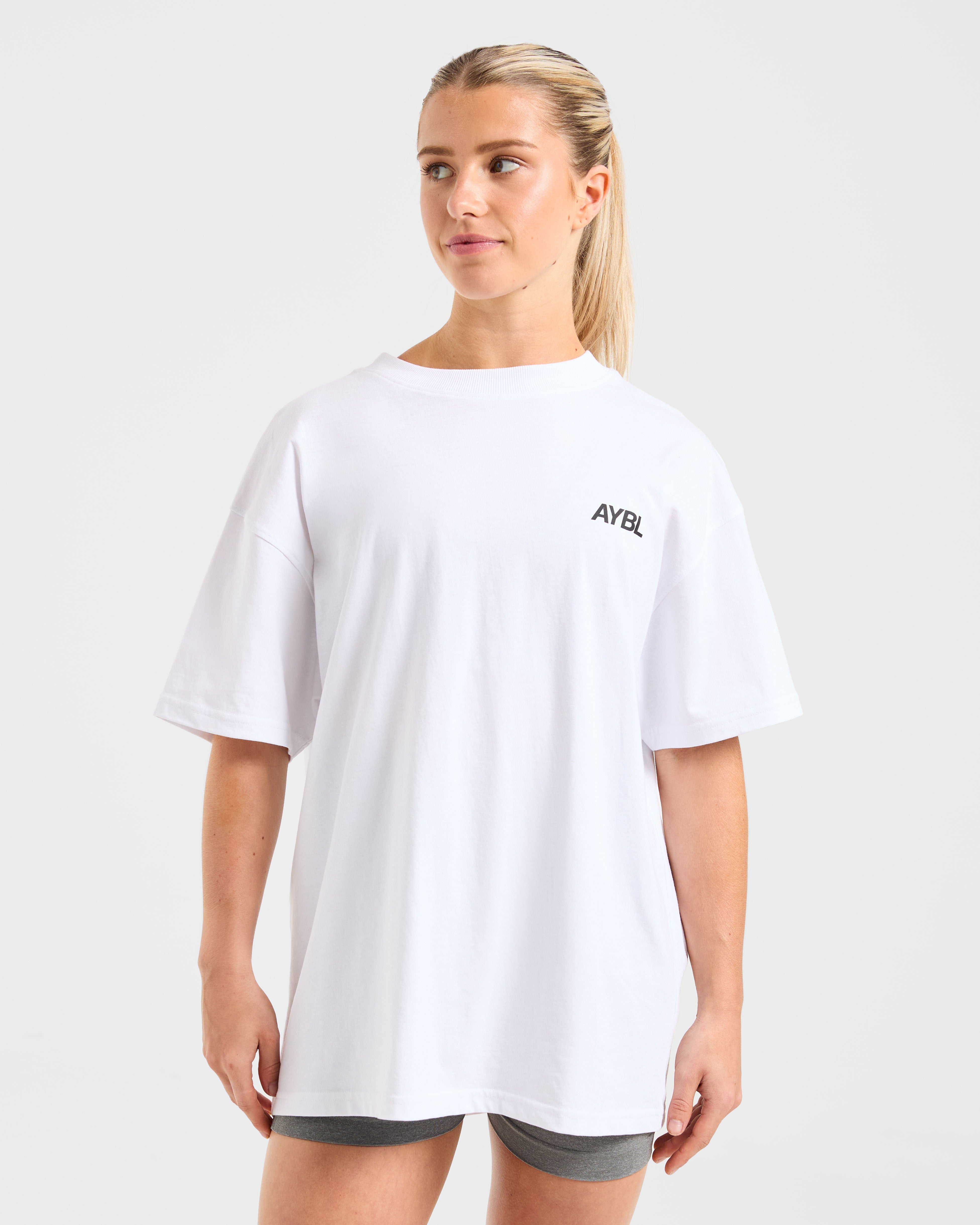 AYBL Sports Club Oversized T Shirt - Blanc
