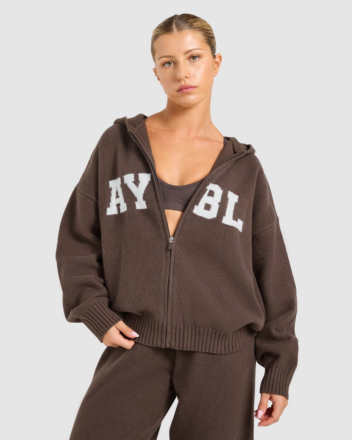 Varsity Oversized Knitted Zip Up Hoodie - Marron