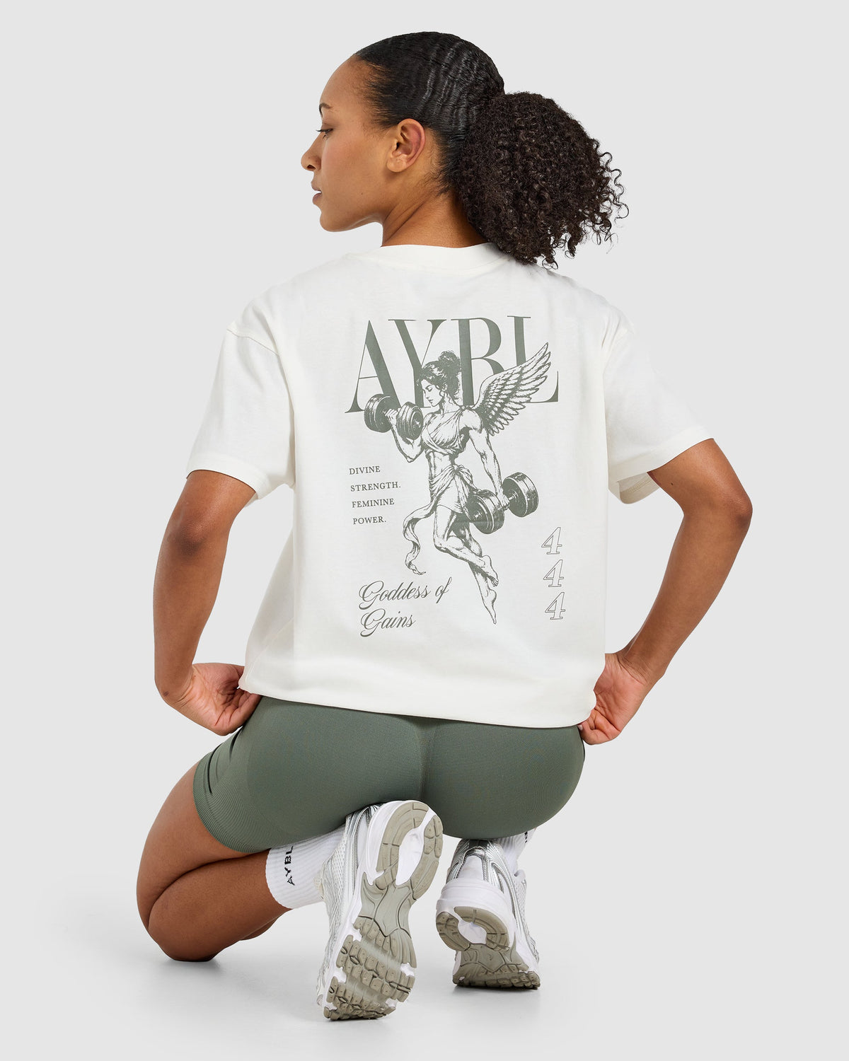 Goddess Of Gains Oversized T Shirt - Off Blanc