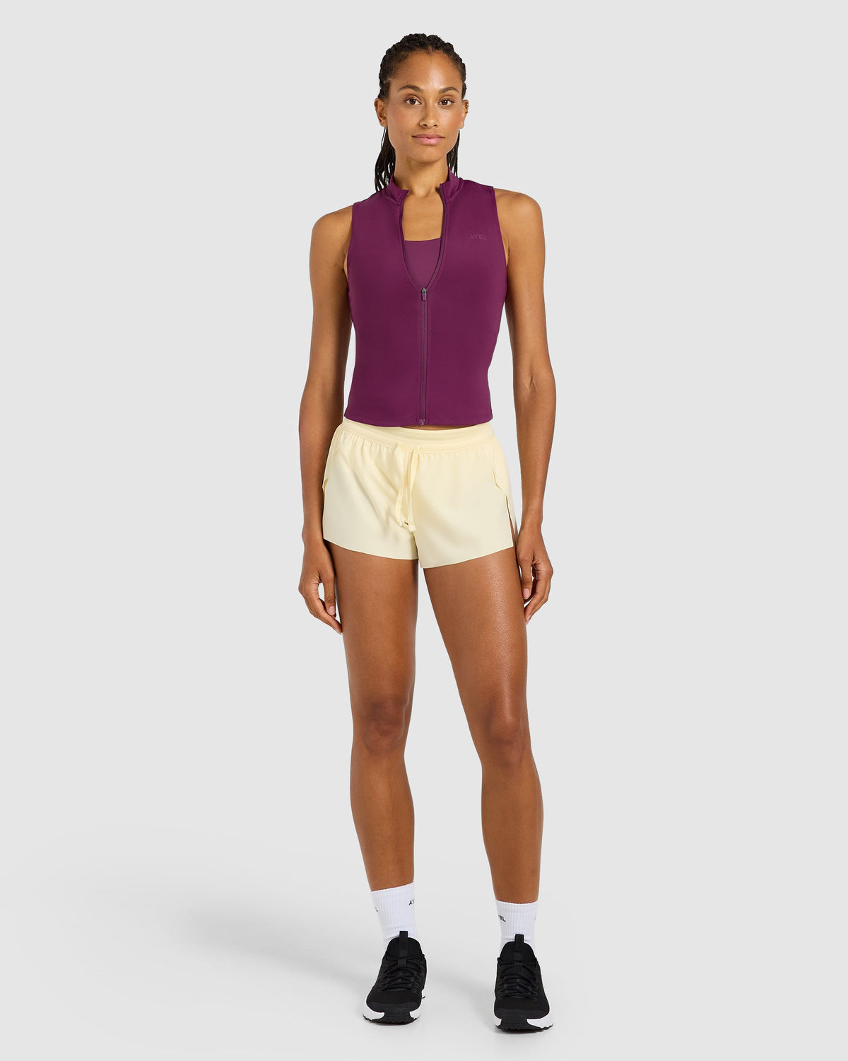 Run Low Rise 3" Shorts - Butter Jaune