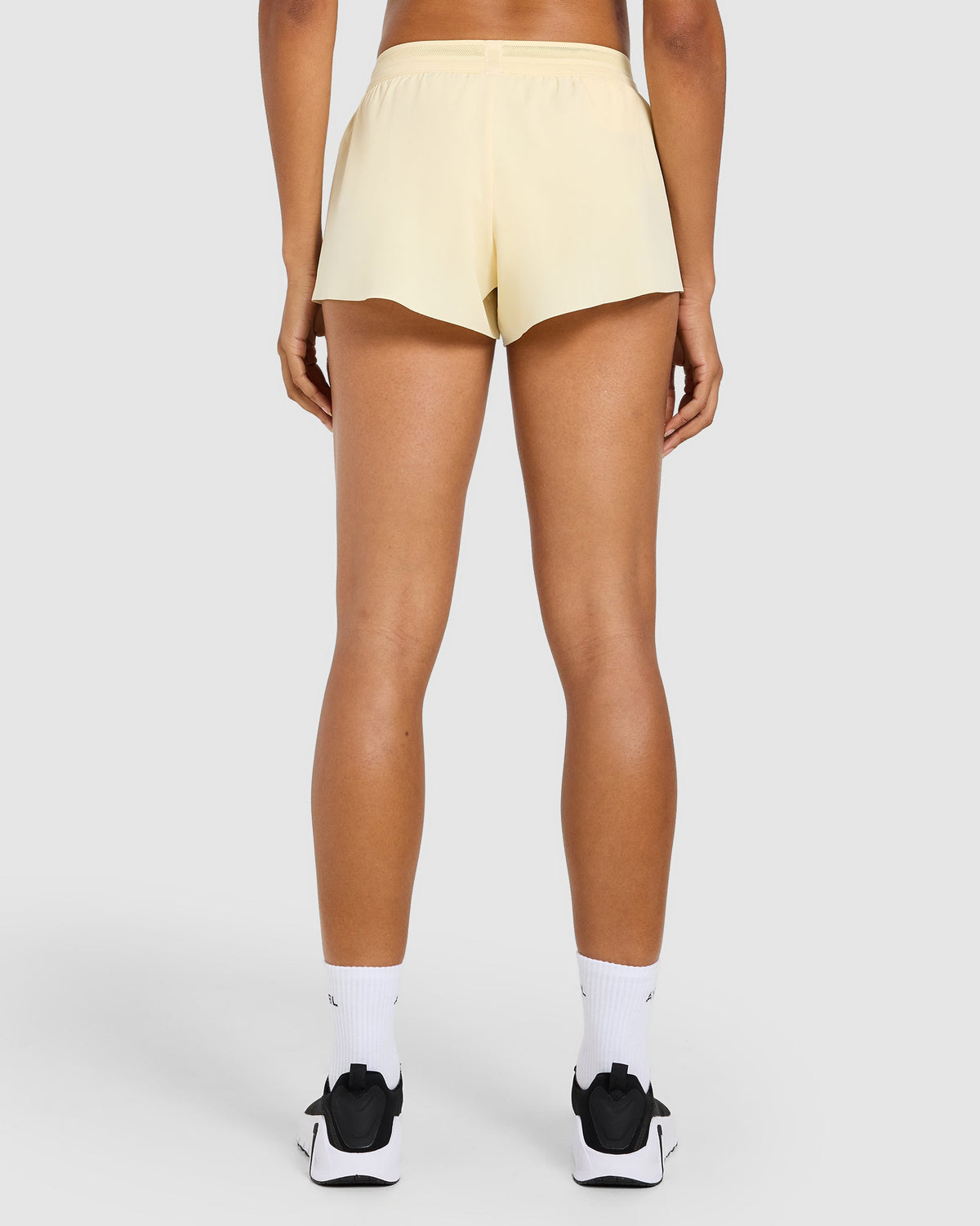 Run Low Rise 3" Shorts - Butter Jaune