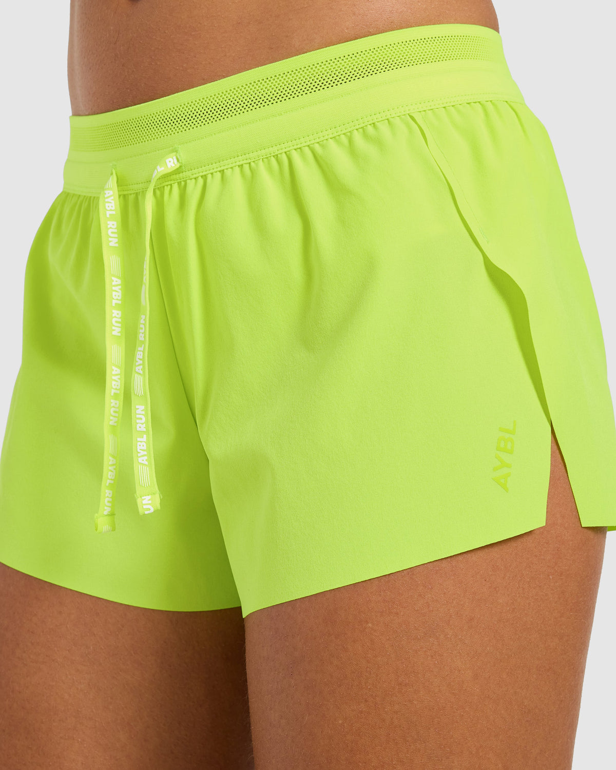 Run Low Rise 3" Shorts - Neon Jaune
