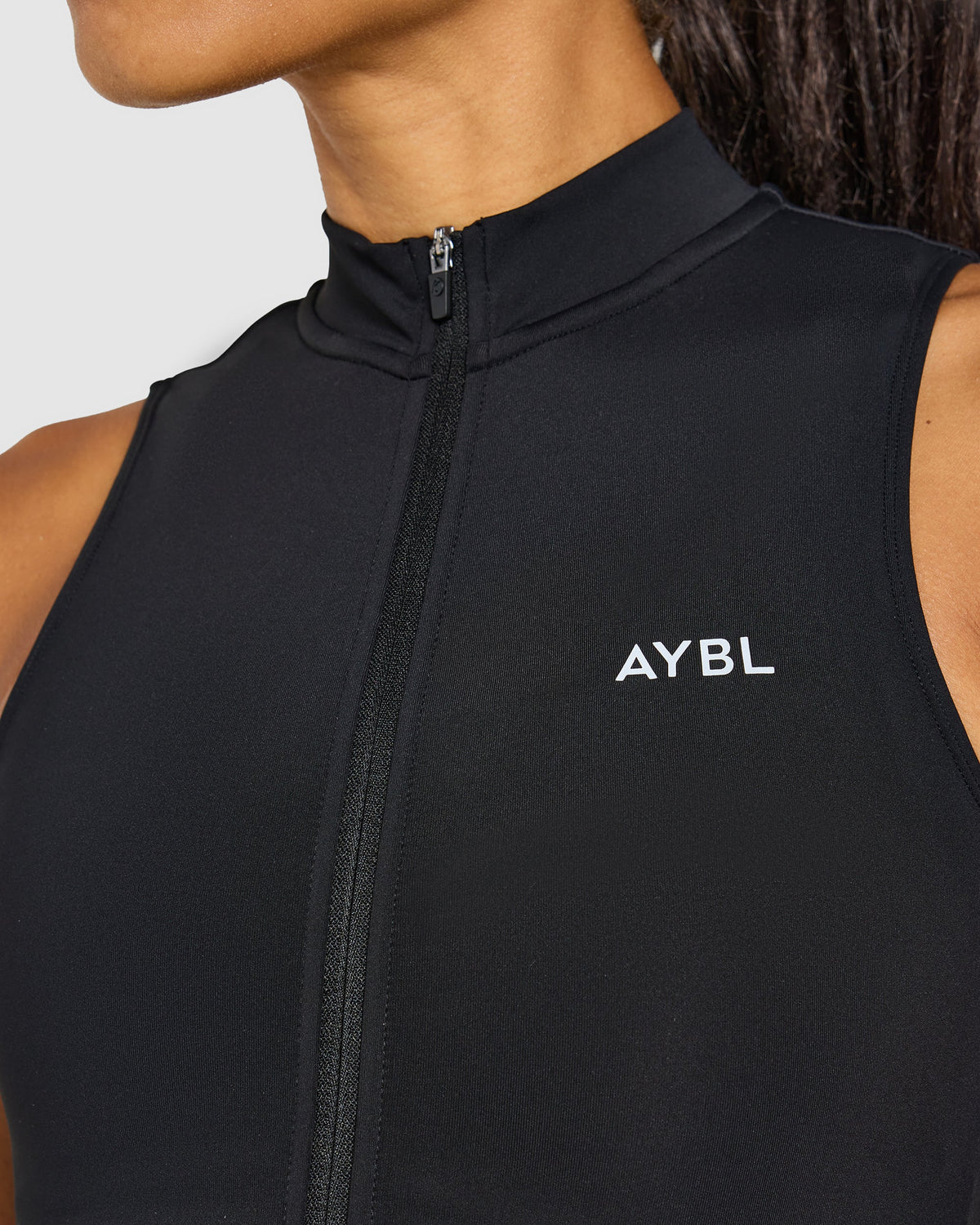 Run Sleeveless Zip Up Jacket - Noir