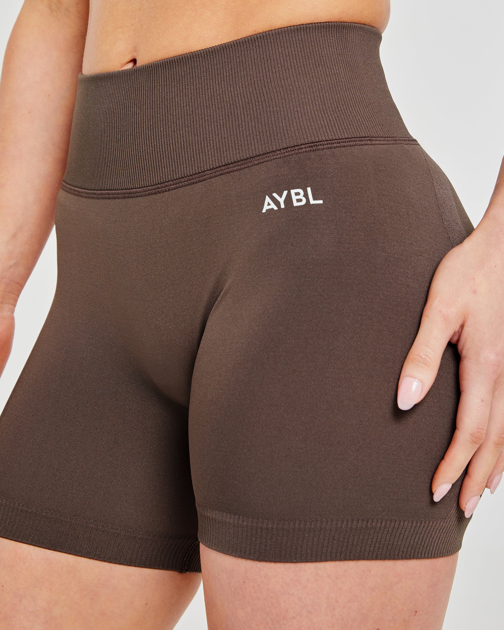 Adapt Seamless Shorts - Brun